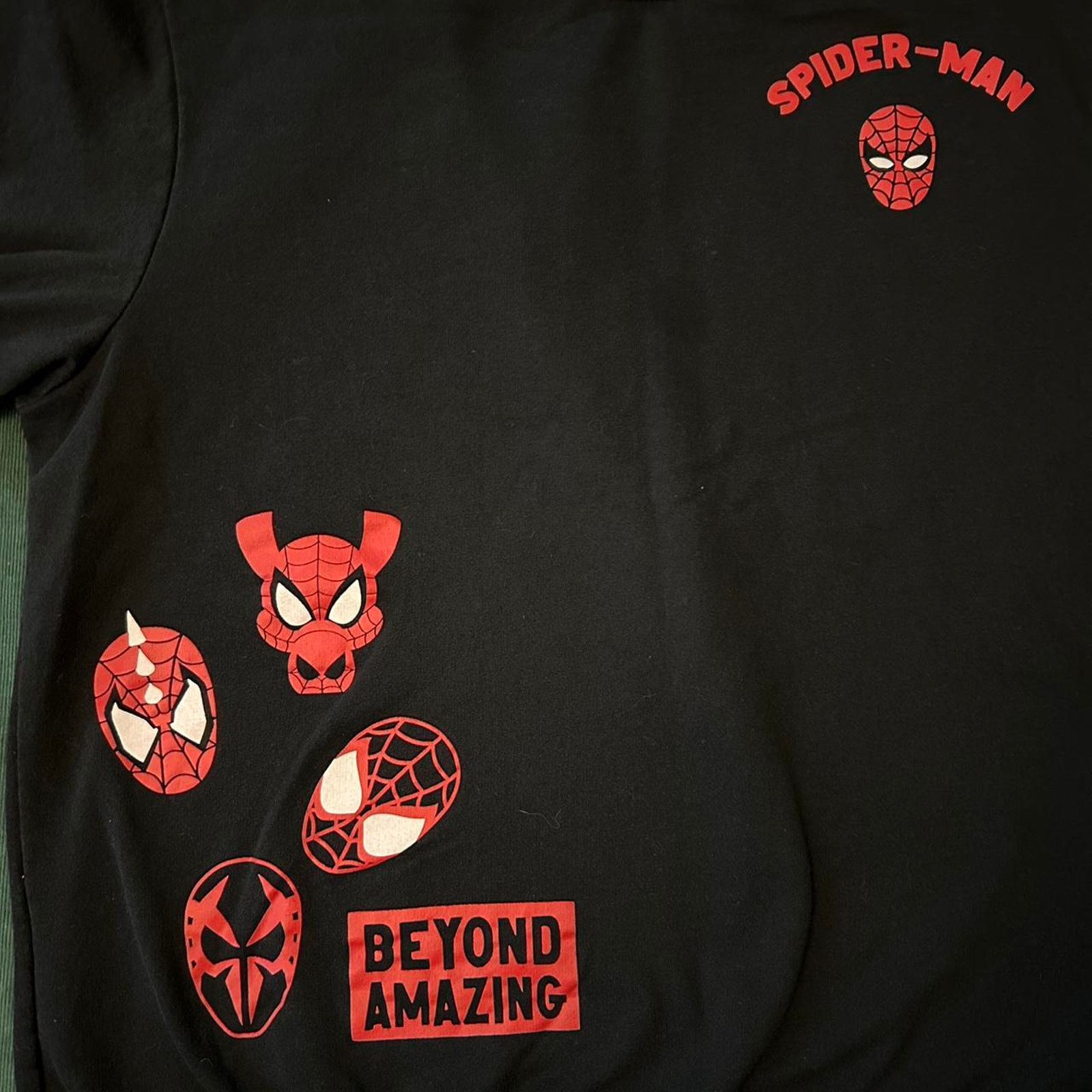 Marvel Comics Spider man sweatshirt Size US L / EU 52-54 / 3 - 3 Thumbnail