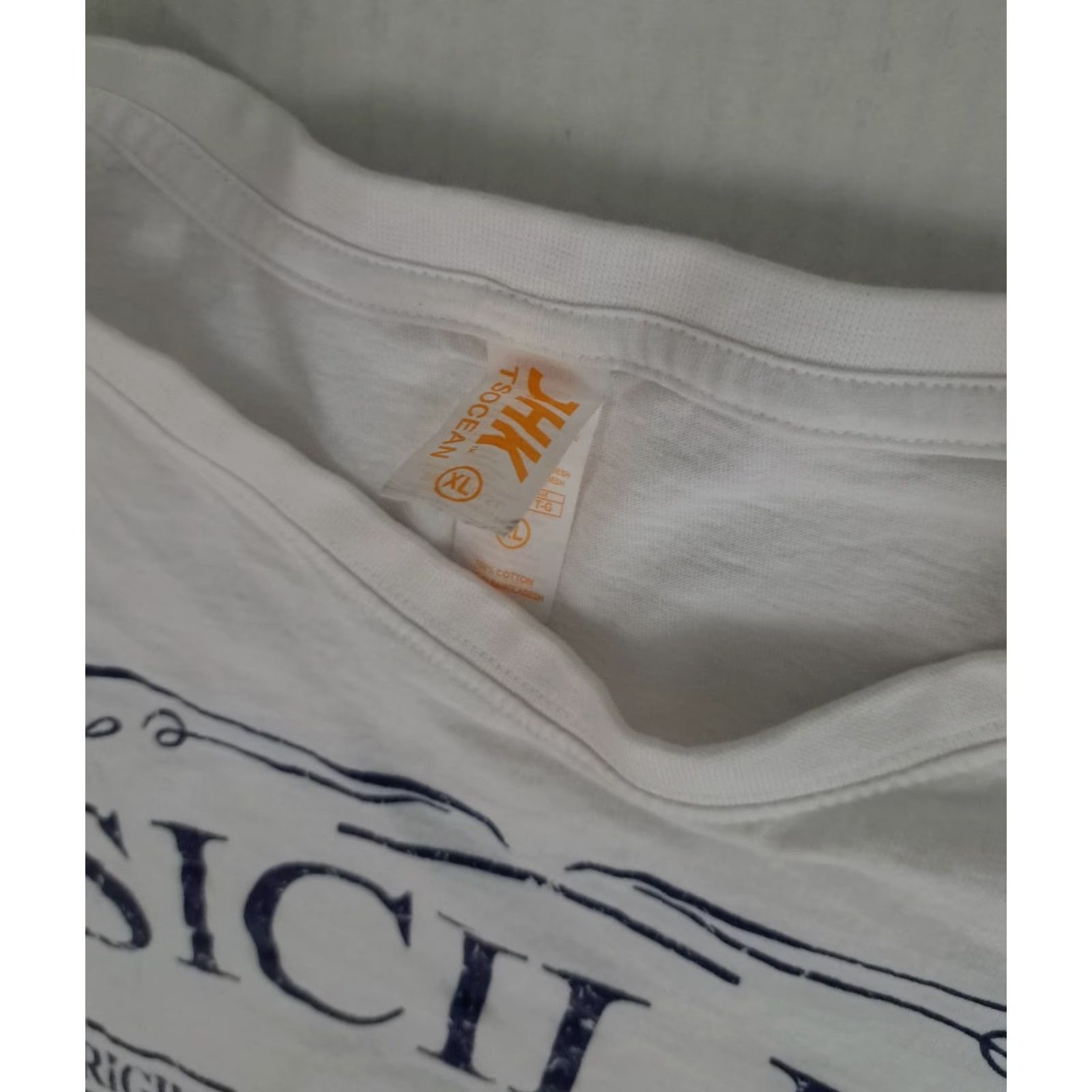 X-LARGE VINTAGE Sicilia Italy Flag T-Shirt White XL Women Regular Cotton Canvas Short Sleeve Crew Neck Pullover Casual Winter Spring JHK Logo/Flag Shirt Size XL / US 12-14 / IT 48-50 - 2 Thumbnail