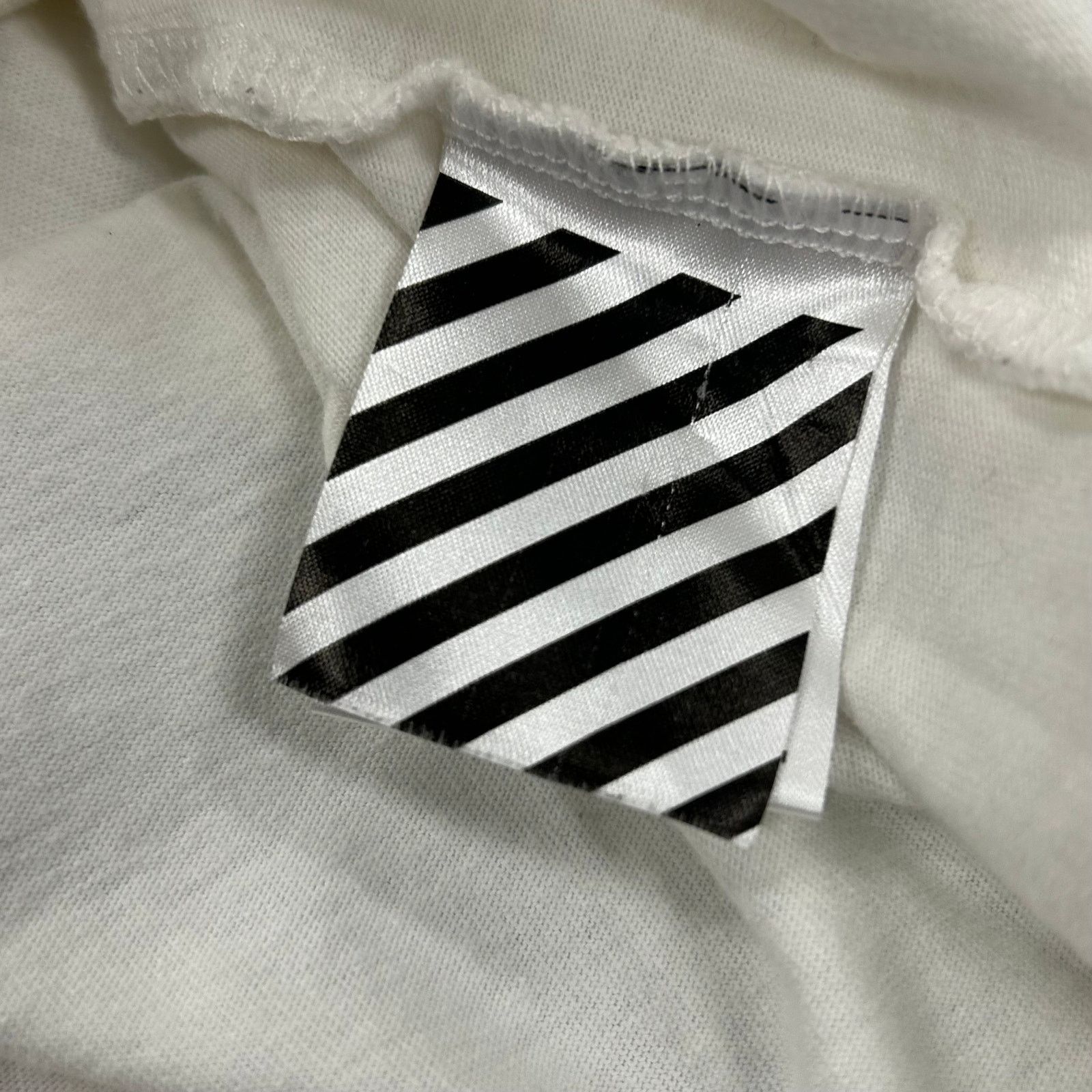 Off-White Off-White Caravaggio Printing Tee Shirt White XL Oversized Size US XL / EU 56 / 4 - 5 Thumbnail