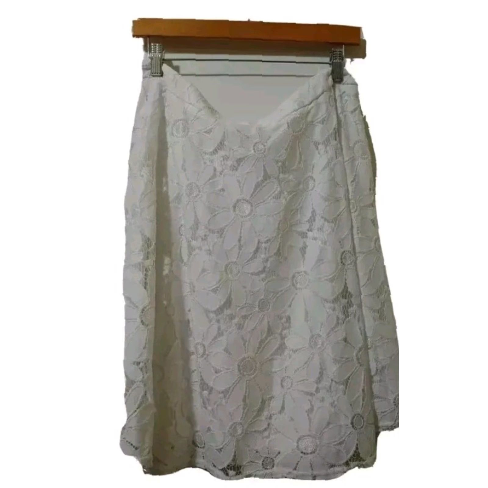 Vintage Roz & Ali Skirt Womens 12 White Floral A-Line Lined Midi Zip Petite Sized Summer Cleat White Toile? Size 34" / US 12 / IT 48 - 2 Thumbnail