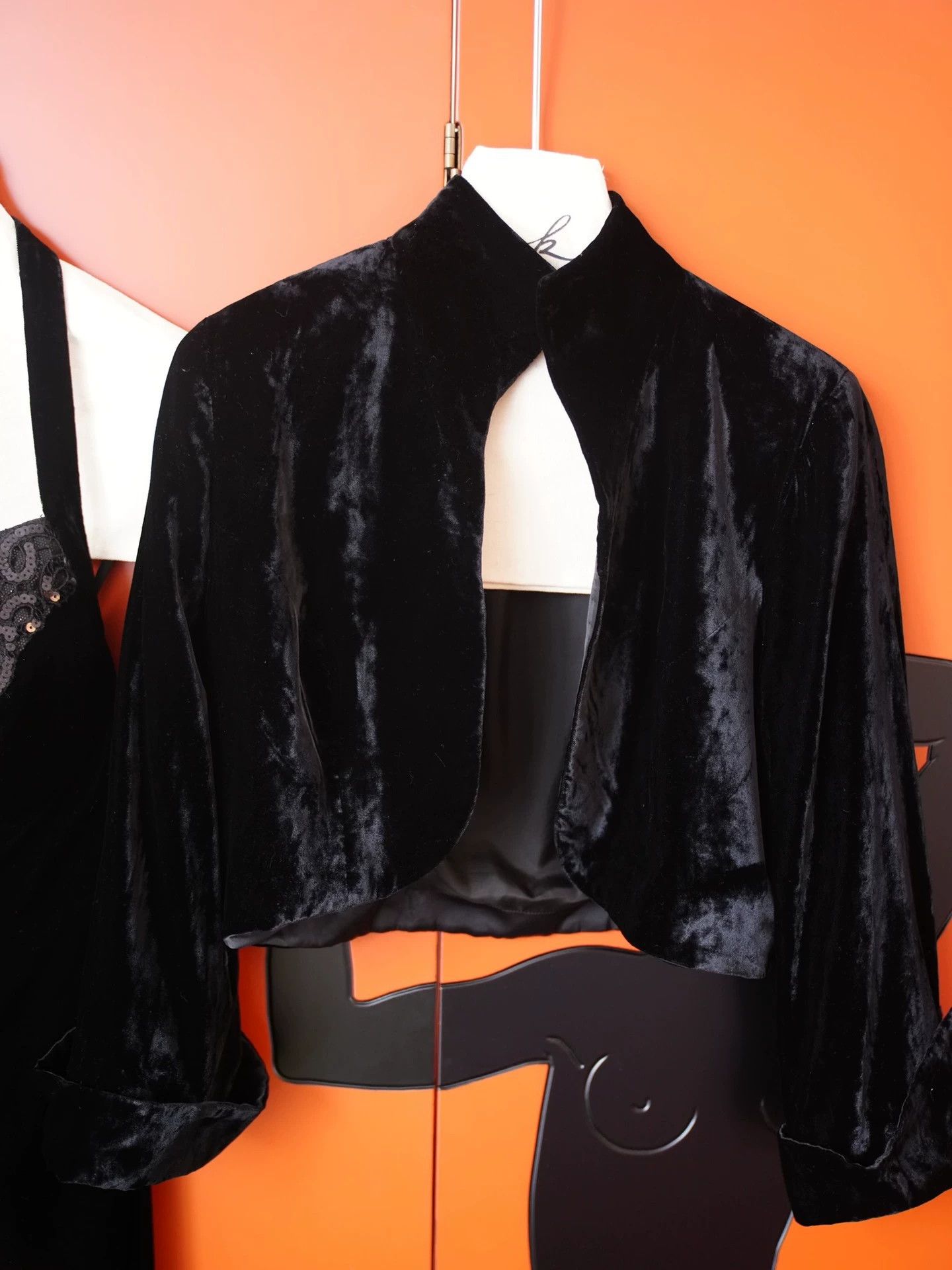 Other UK Vintage Black Velvet Beaded Halter Dress & Jacket Set Size SM Size S / US 4 / IT 40 - 9 Thumbnail