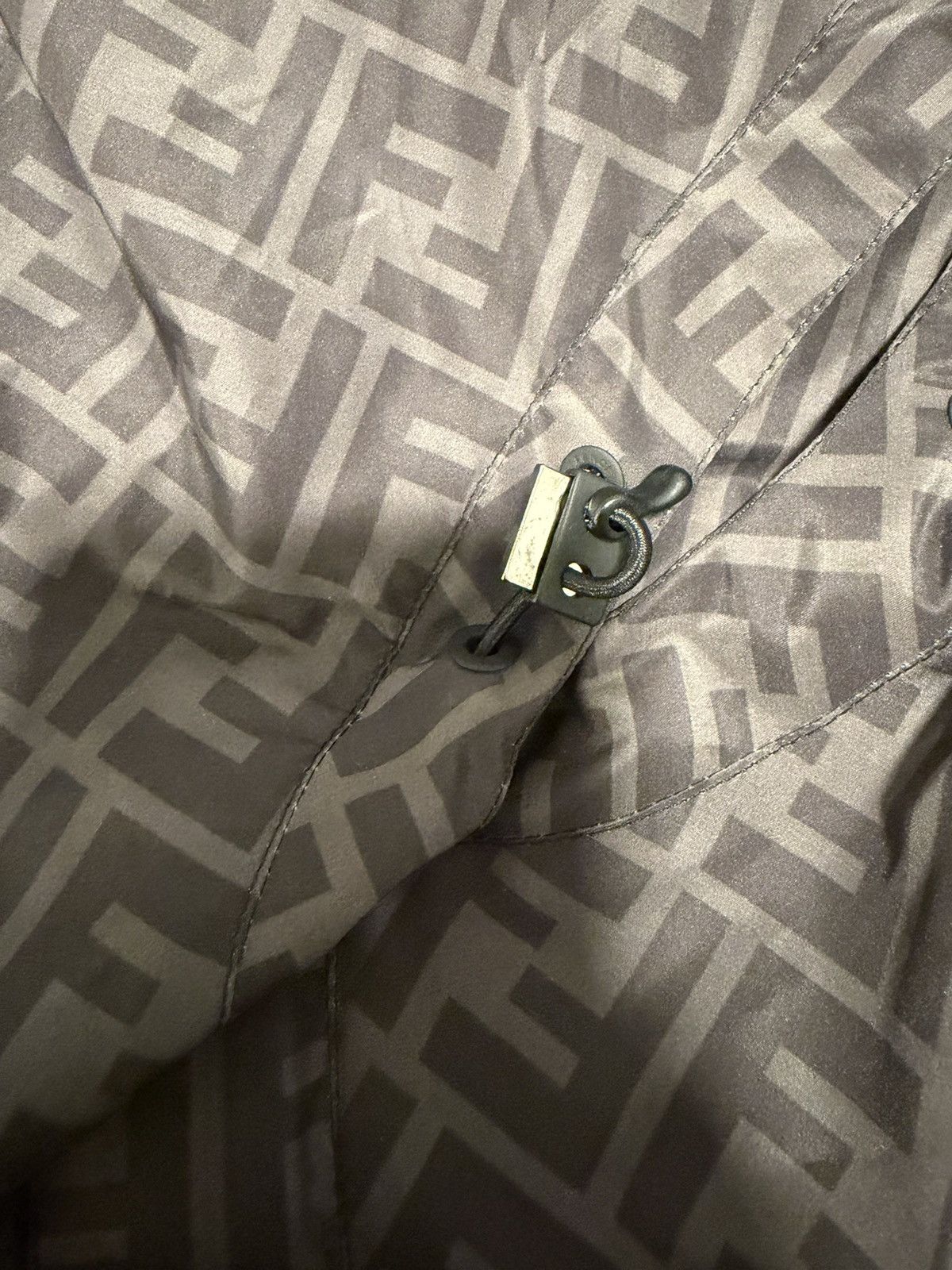 Fendi Fendi Reversible Windbreaker/Jacket Size M Size US M / EU 48-50 / 2 - 4 Thumbnail
