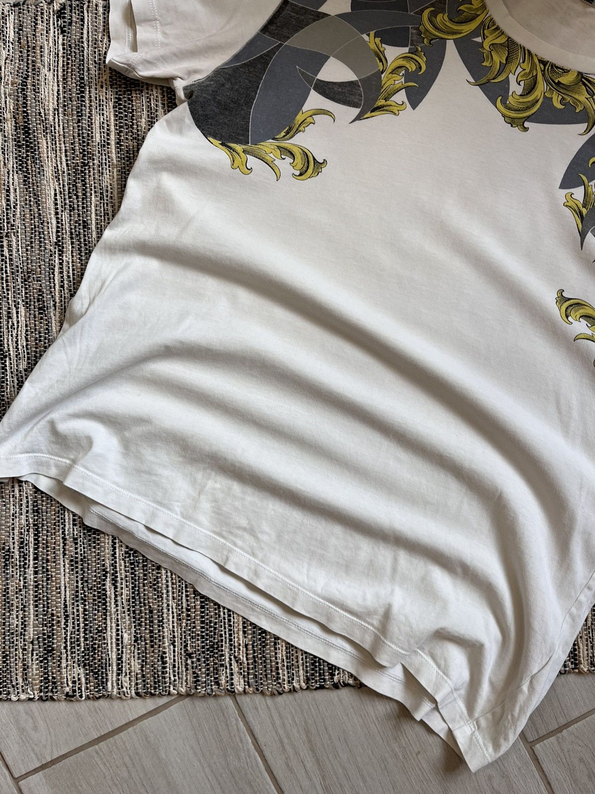 Versace Versace Collection T-shirt White Abstraction Neck Baroque Size US L / EU 52-54 / 3 - 4 Thumbnail
