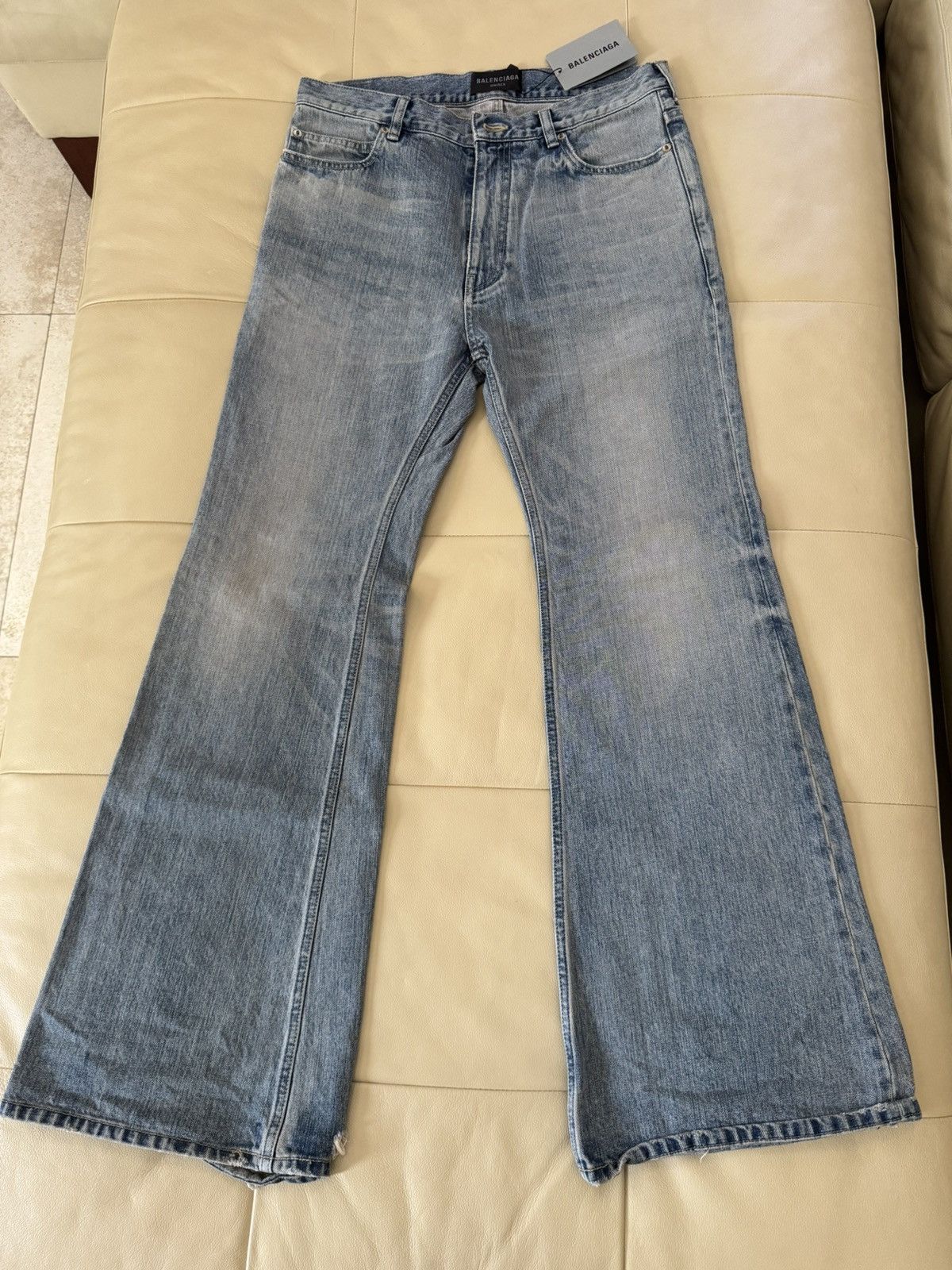 Balenciaga Balenciaga Flared Denim Jeans in Outback Blue BNWT S Size US 31 - 1 Thumbnail