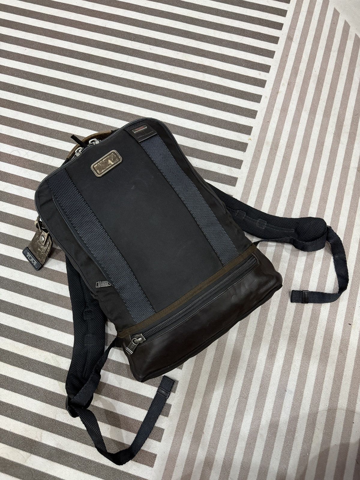 Tumi 🔥🔥🔥ARCHIVE TUMI ALPHA BRAVO BAGPACK Size ONE SIZE - 2 Thumbnail