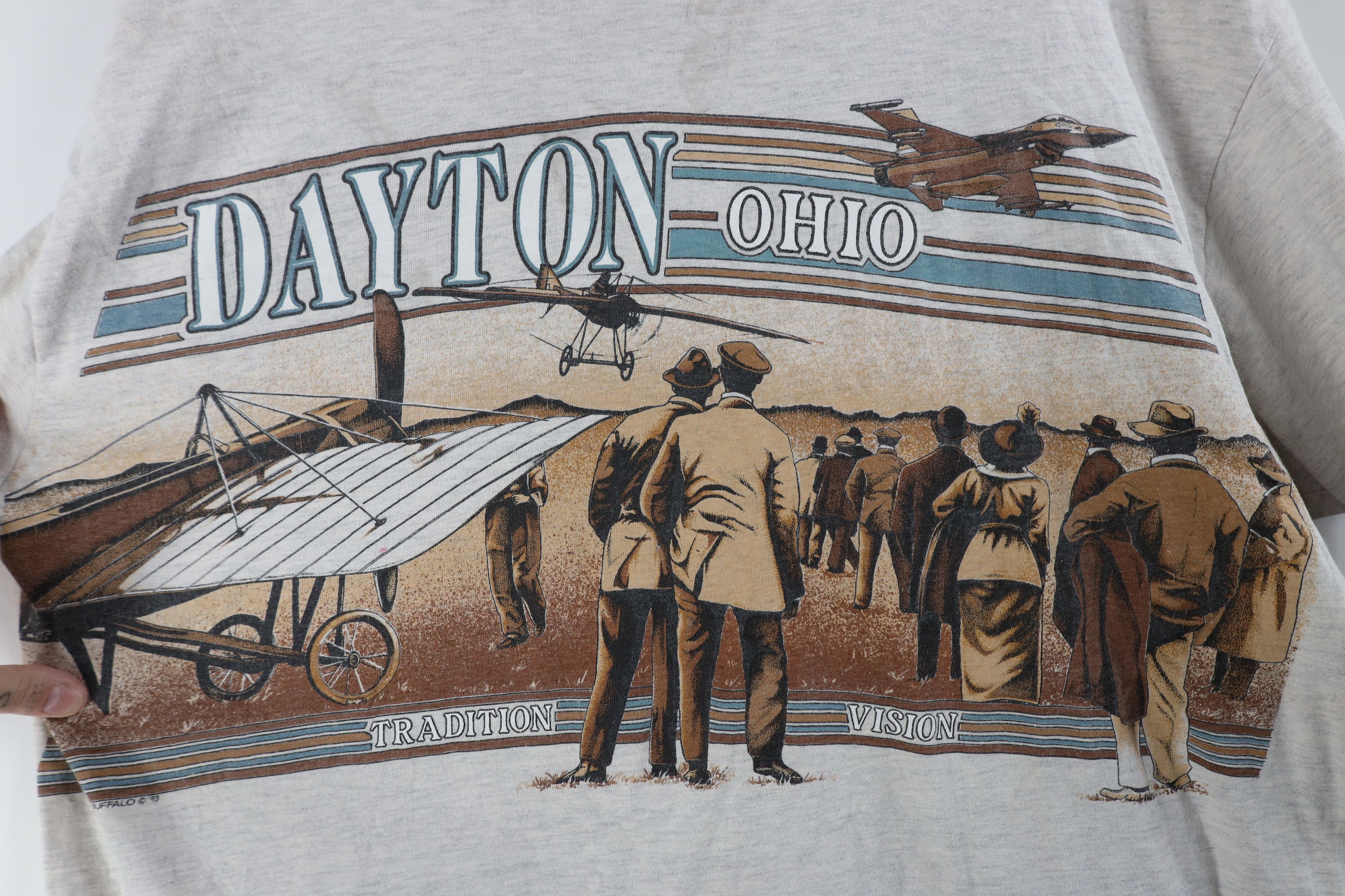 Vintage Vintage 90s Streetwear Dayton Ohio Airplane Flying T-Shirt Size US XL / EU 56 / 4 - 4 Thumbnail