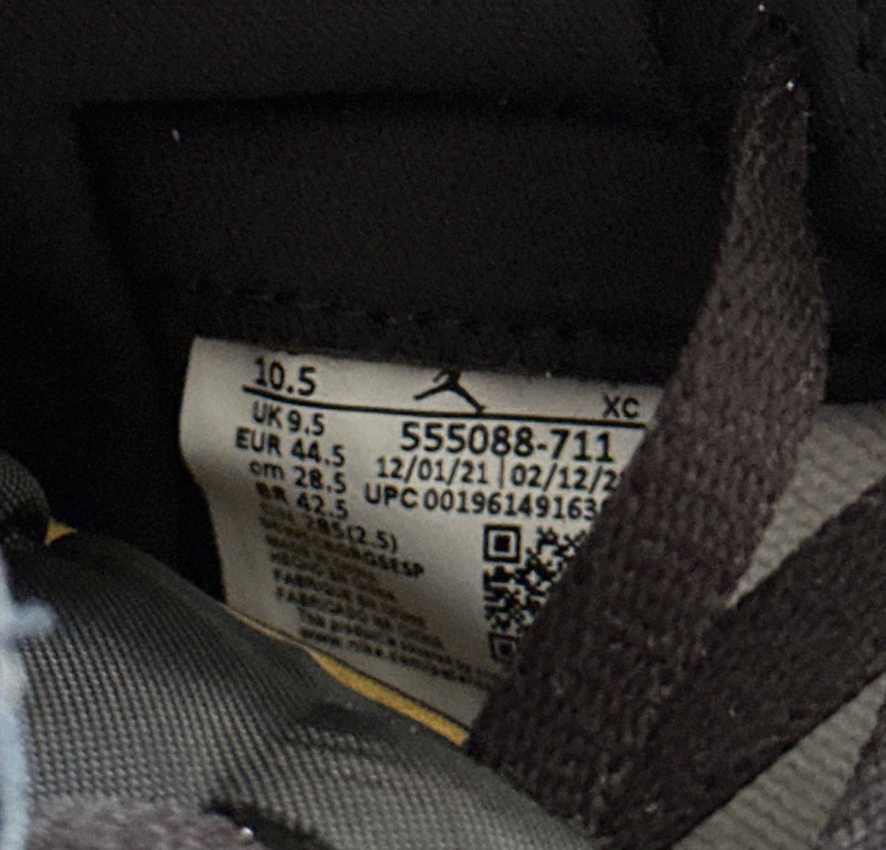 Jordan Brand Air Jordan 1 Yellow Toe Size US 10.5 / EU 43-44 - 5 Thumbnail