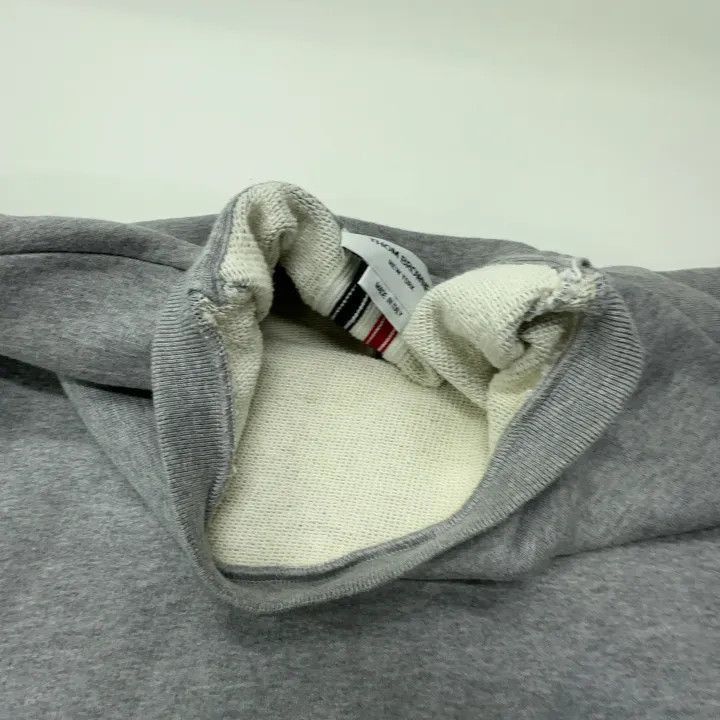 Thom Browne Thom Browne Gray Long Sleeve Sweatshirt for Men -2507 Size US S / EU 44-46 / 1 - 3 Thumbnail