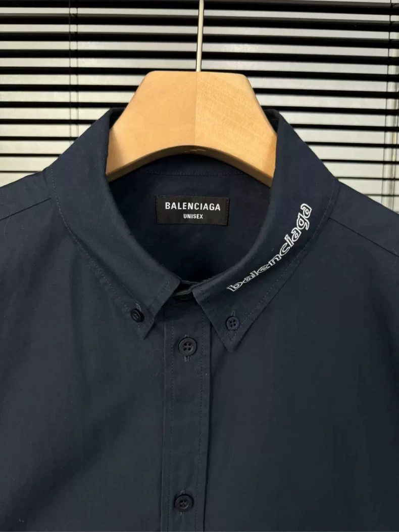 Balenciaga Balenciaga size 38 Embroidered letter long sleeve shirt Size XS / US 0-2 / IT 36-38 - 4 Thumbnail