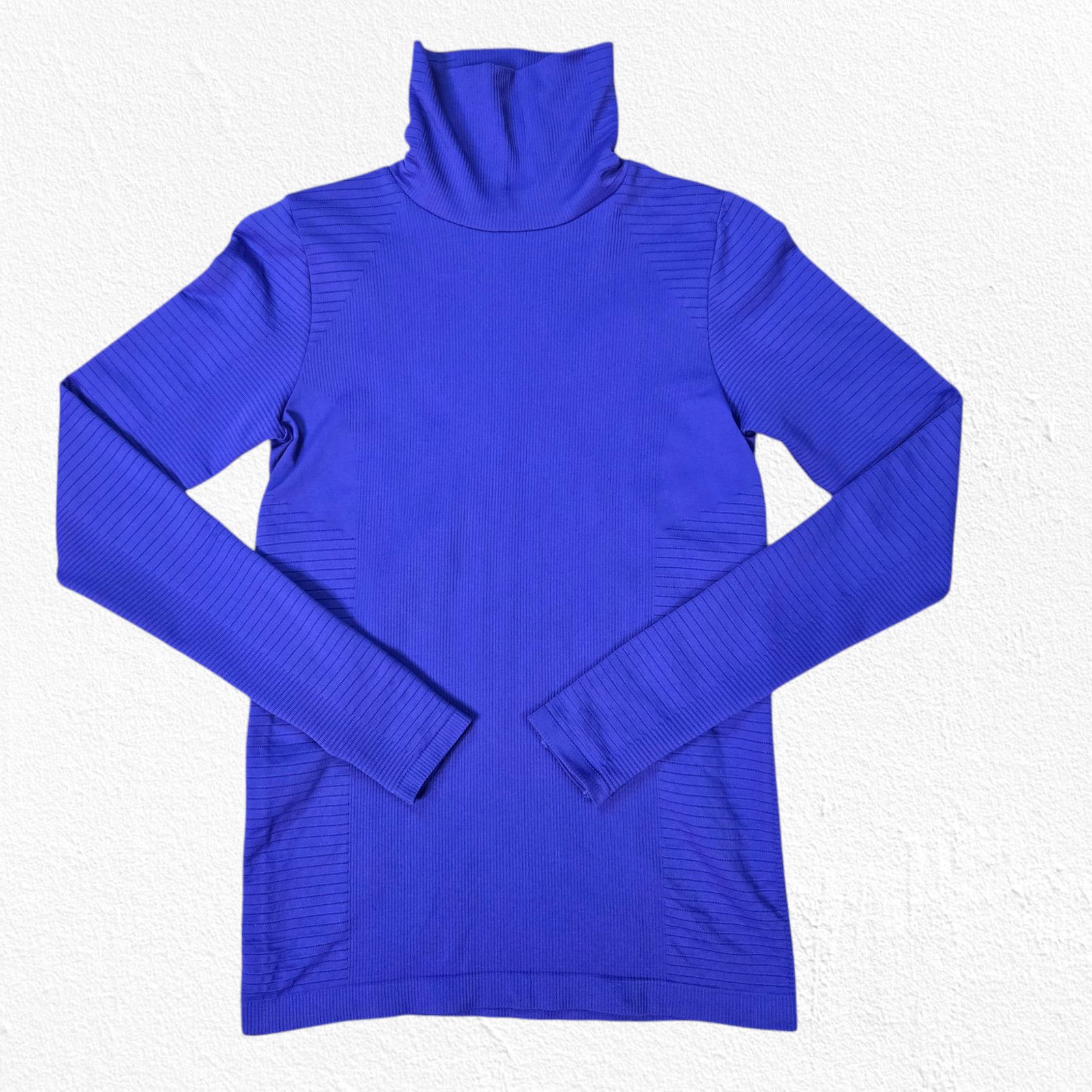 Athleta Athleta Tanzanite Blue Flurry Blizzard Turtleneck Size Small Size S / US 4 / IT 40 - 2 Thumbnail