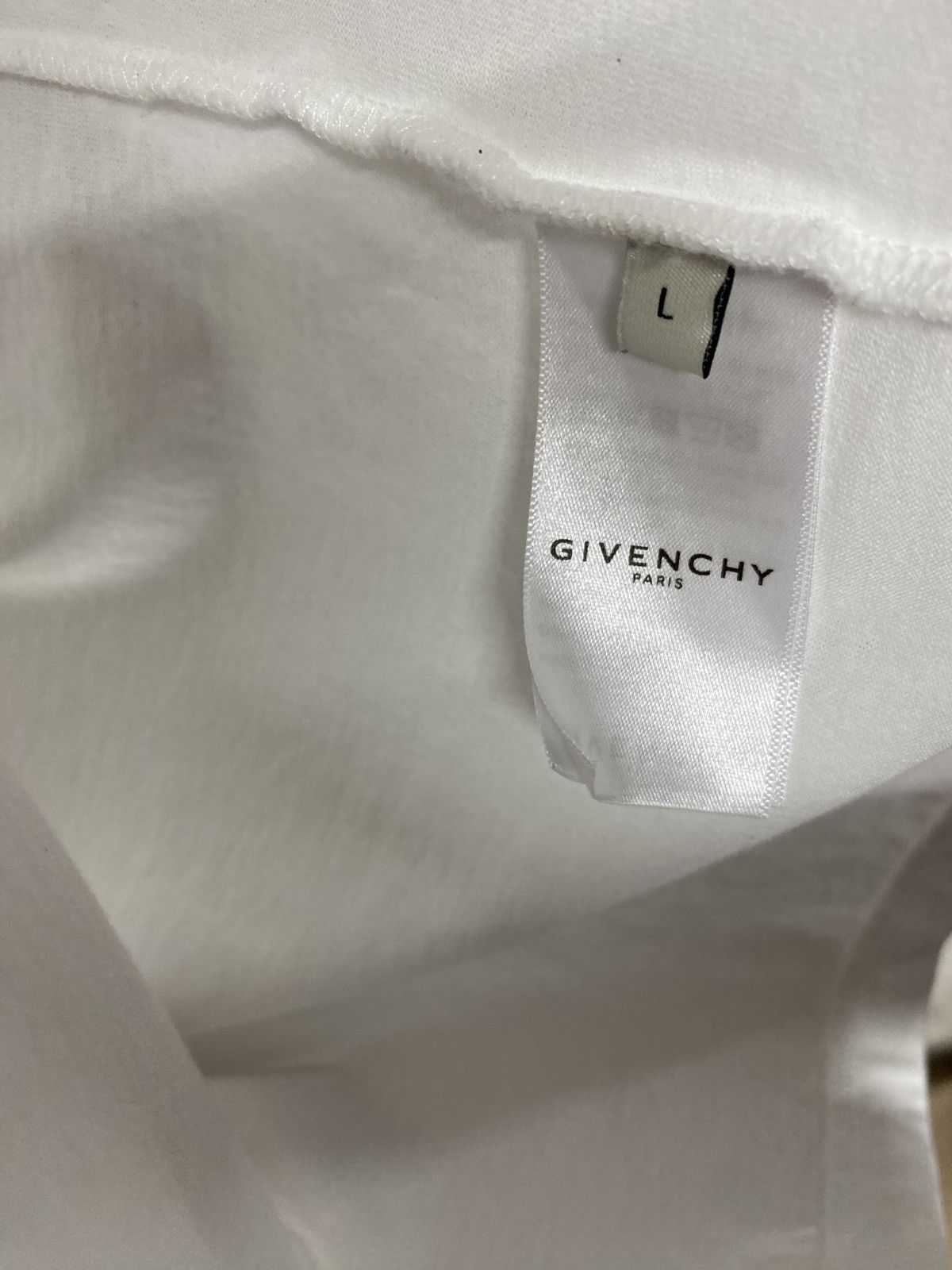 Givenchy Givenchy Spellout street shirt Preowned Large Size US L / EU 52-54 / 3 - 6 Thumbnail
