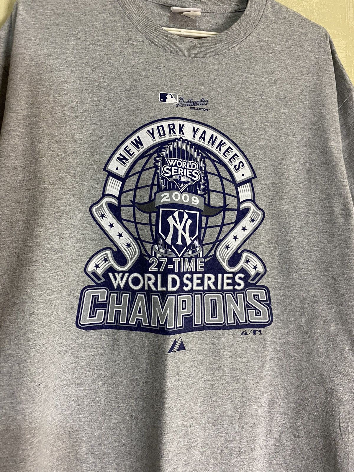 Majestic Vintage Majestic New York Yankees Baseball T-Shirt Size US XL / EU 56 / 4 - 2 Thumbnail