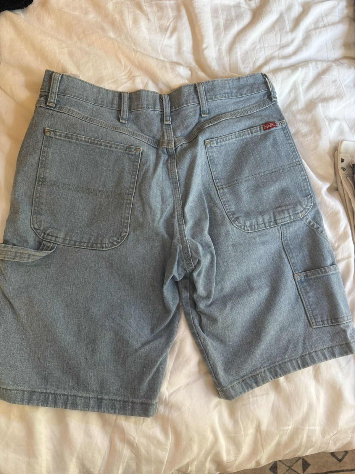 Wrangler Wrangler carpenter jorts Size US 34 / EU 50 - 2 Thumbnail