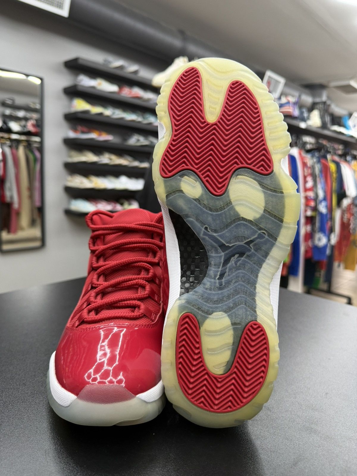 Jordan Brand Size 10 - Jordan 11 Retro Win Like 96 Size US 10 / EU 43 - 8 Thumbnail