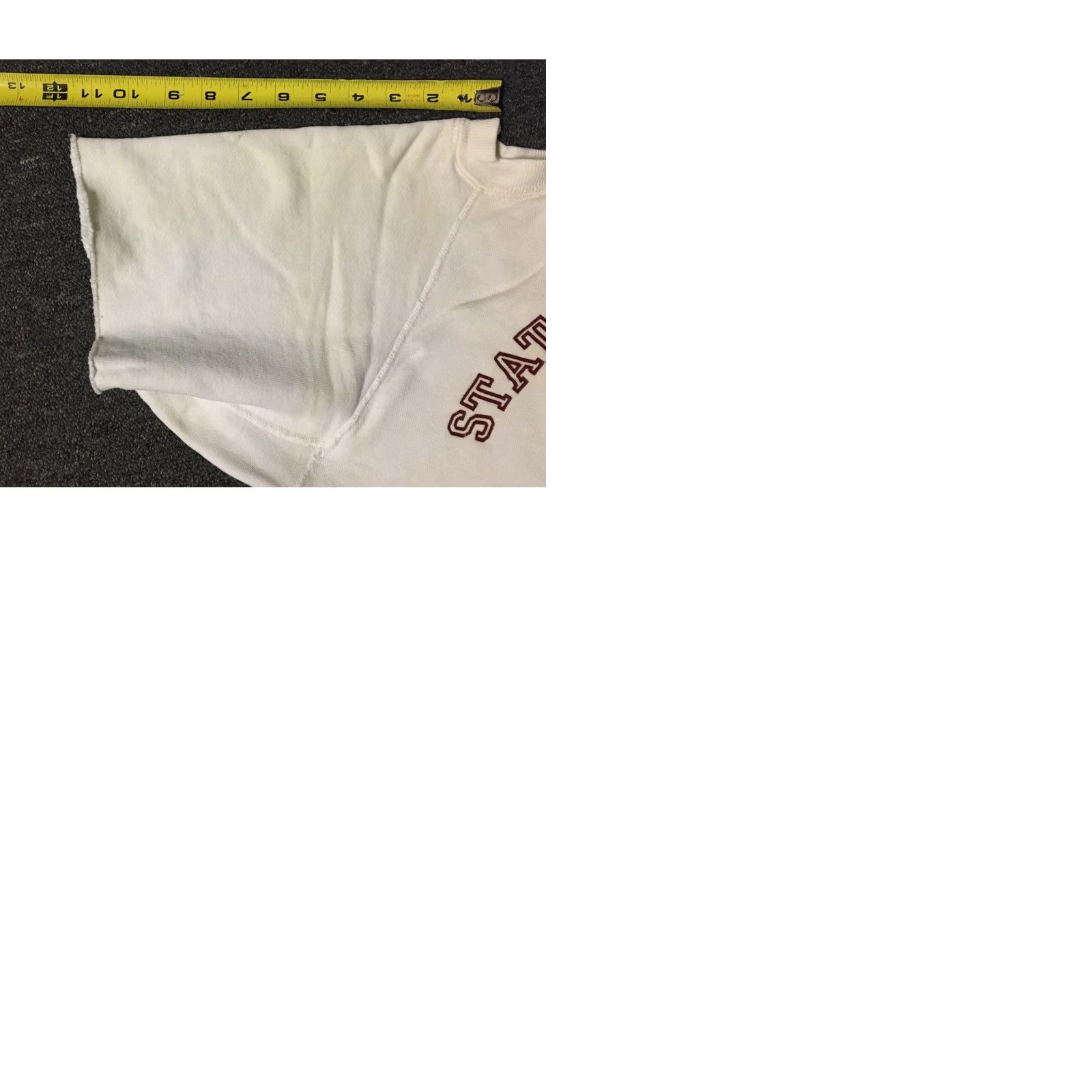 Vintage VINTAGE Iowa State College S Sweatshirt S White Gusset Short Sleeve Pullover College Aesthetic 60s 70s 80s 90s USA University Mens Size US S / EU 44-46 / 1 - 9 Thumbnail