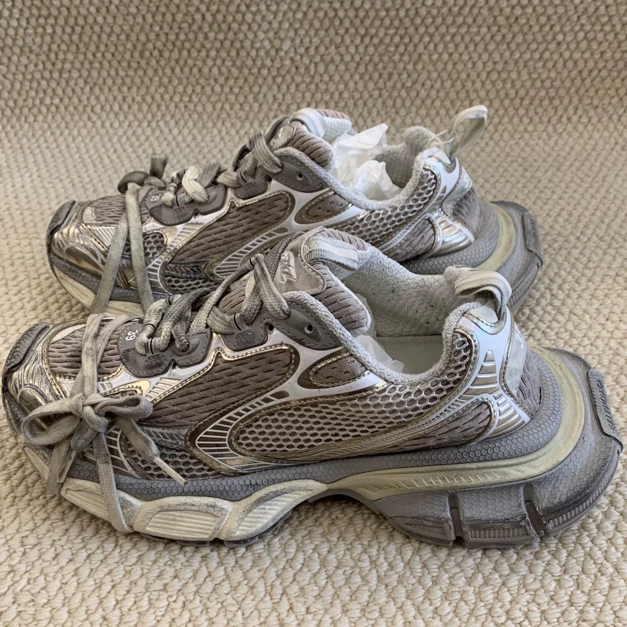 Balenciaga Balenciaga Mesh Silver Lowtop Sneakers us_8-5 Women Size US 8.5 / IT 38.5 - 1 Thumbnail
