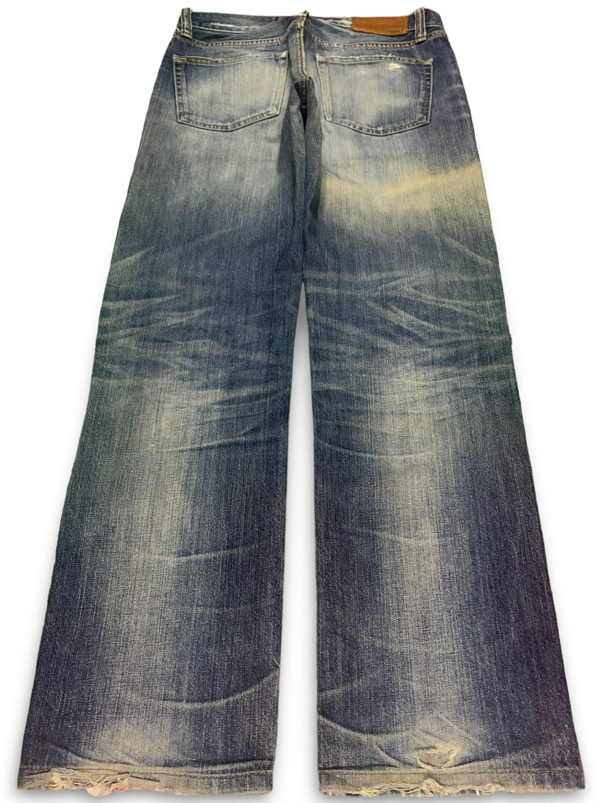 Uniqlo Vintage Uniqlo Blue Wash Distressed Baggy Jeans 32x30 Size US 32 / EU 48 - 2 Thumbnail