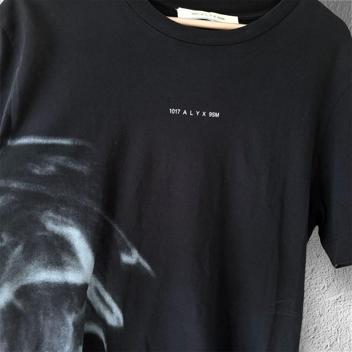 1017 ALYX 9SM 1017 Alyx 9SM Smoke T-Shirt Size US XL / EU 56 / 4 - 3 Thumbnail