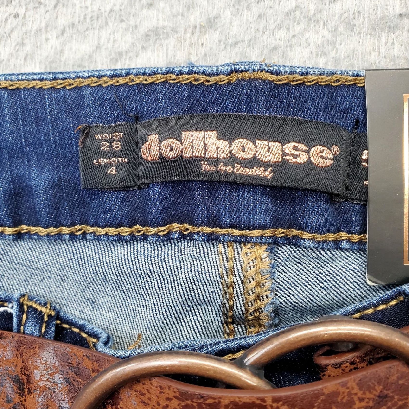 Vintage Dollhouse Chino Shorts Women's 28 Blue Denim Distressed Cuffed Hem Belted Waist: Womens Size 28 Blue Denim Casual Shorts Size 28" / US 6 / IT 42 - 7 Thumbnail
