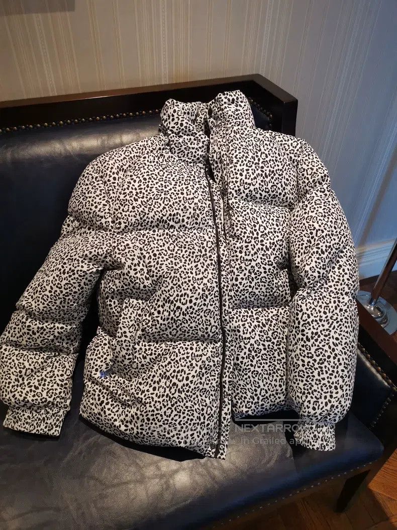 Valentino Valentino Leopard print down jacket Size US M / EU 48-50 / 2 - 2 Thumbnail