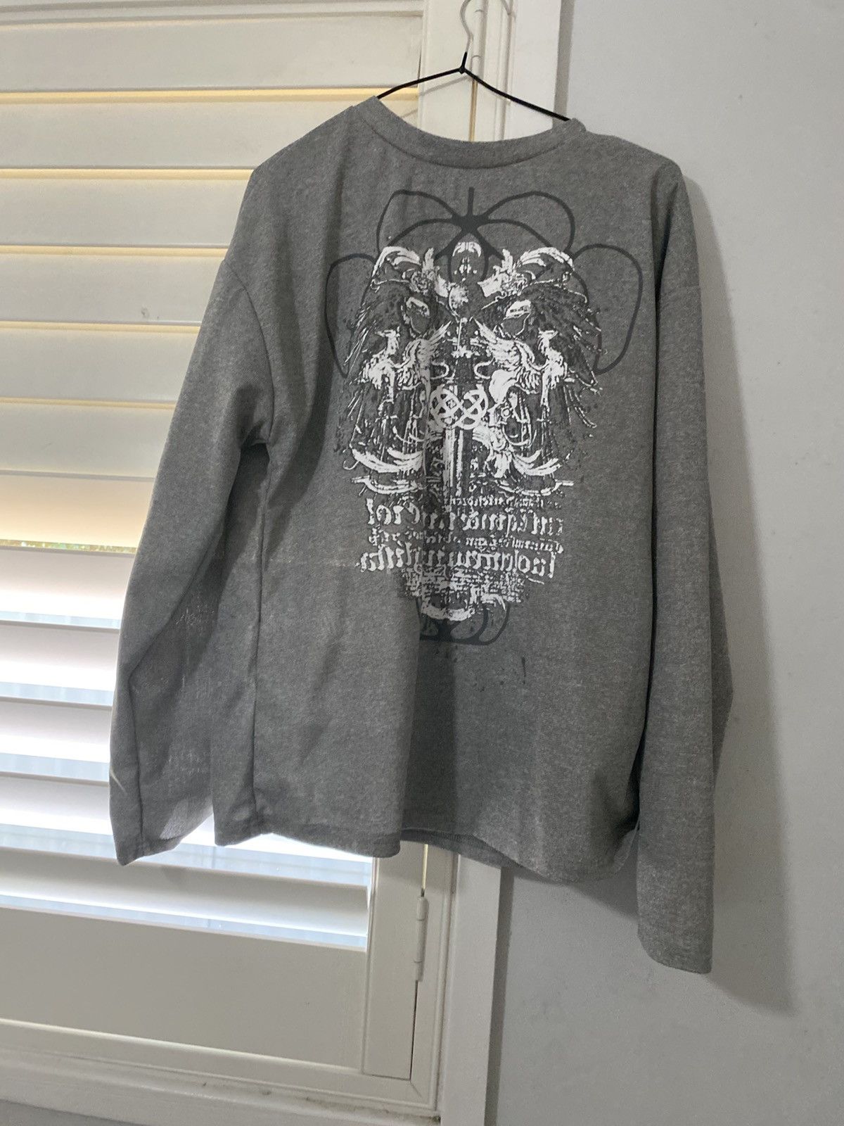 Shein Grunge/Emo Grey Baggy Long-Sleeve Tee Size S / US 4 / IT 40 - 3 Thumbnail