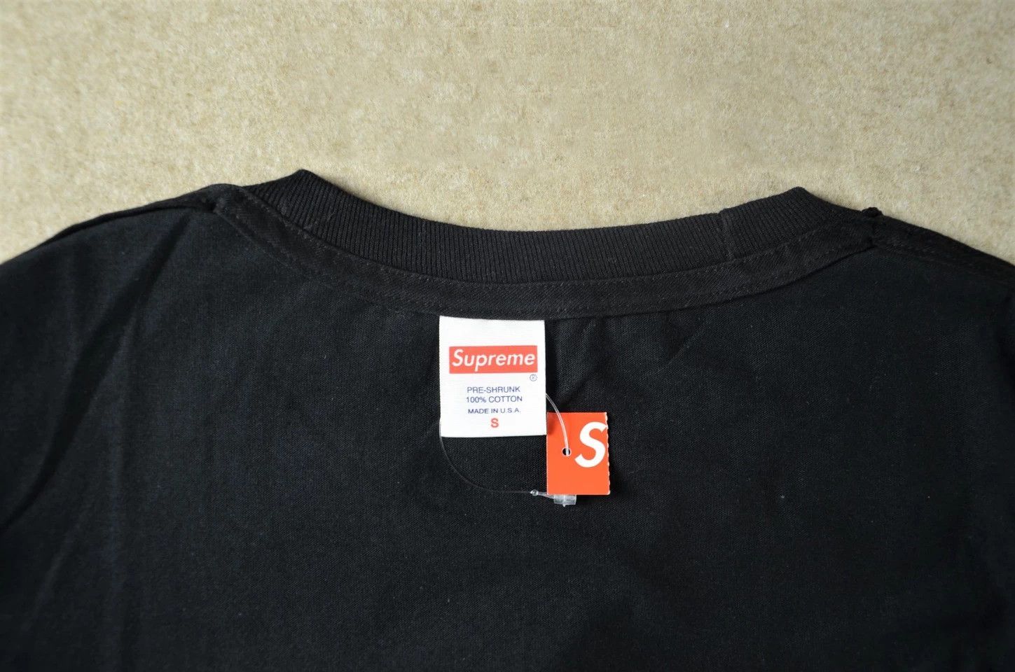 Supreme Supreme Queen of Hearts Poker Print SS Tee Size US S / EU 44-46 / 1 - 6 Thumbnail