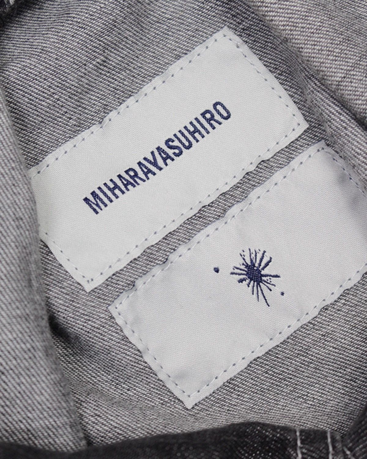 Maison MIHARA YASUHIRO 2010S MIHARAYASUHIRO DECONSTRUCTED 2 TONE DENIM SHIRT Size US L / EU 52-54 / 3 - 6 Thumbnail