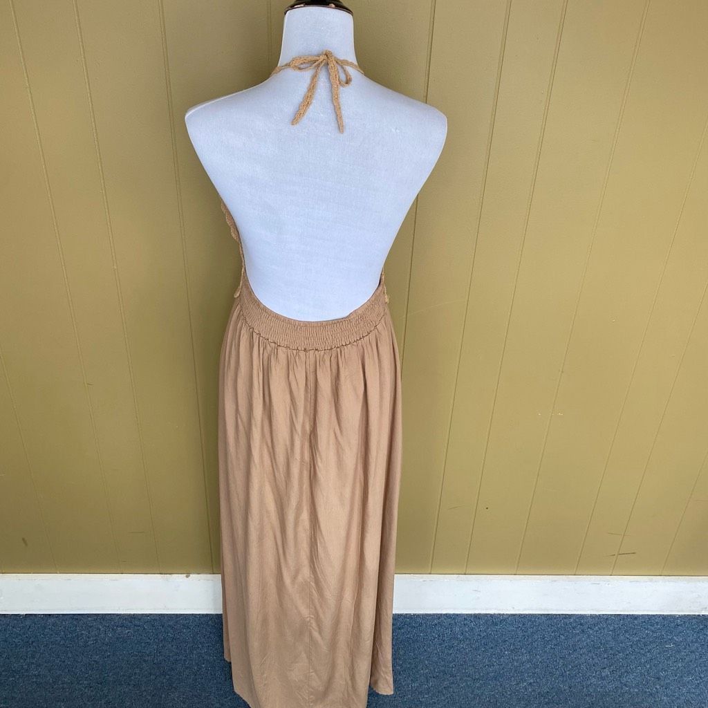 Other Lil better women M brand new open back maxi dress w/halter c Size M / US 6-8 / IT 42-44 - 7 Thumbnail