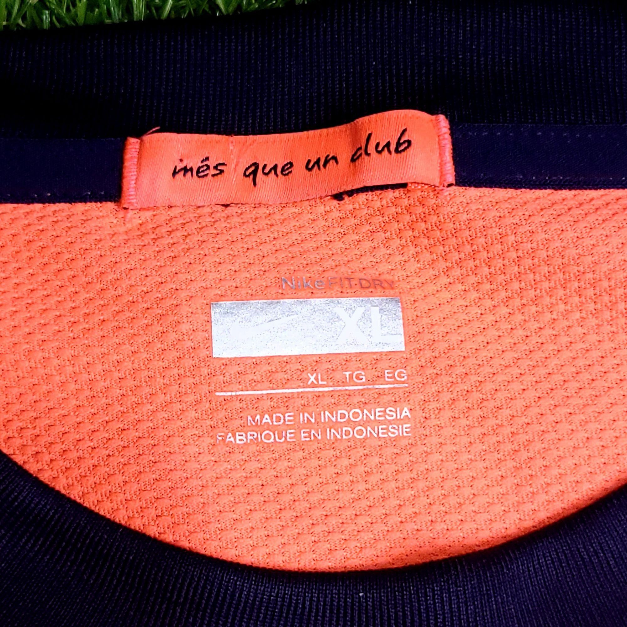 Nike Marquez Barcelona 2009 2010 Away Soccer Jersey Shirt XL Size US XL / EU 56 / 4 - 5 Thumbnail