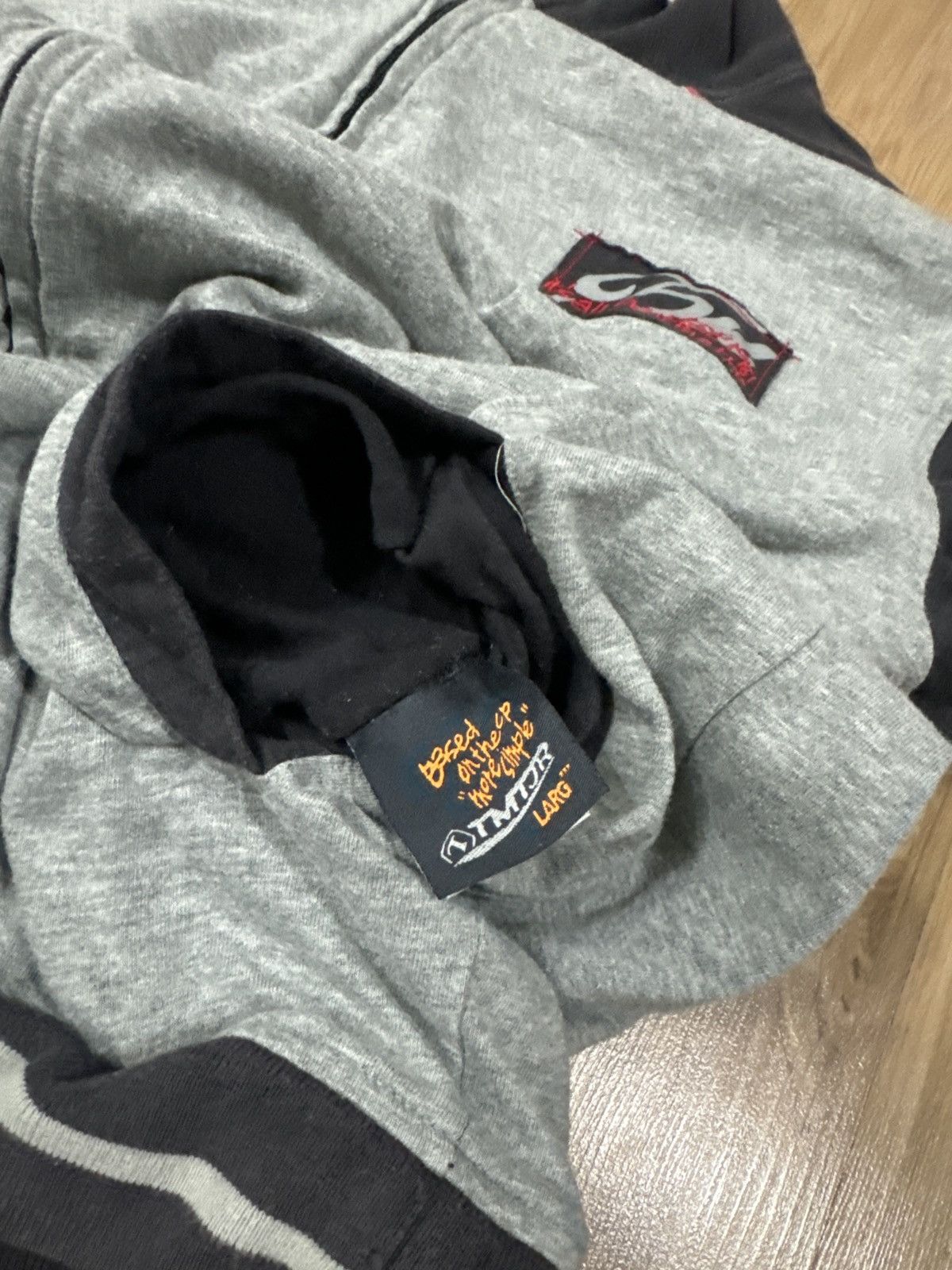 Vintage VINTAGE TOMS RACING REVERSIBLE SWEATER Size US L / EU 52-54 / 3 - 5 Thumbnail
