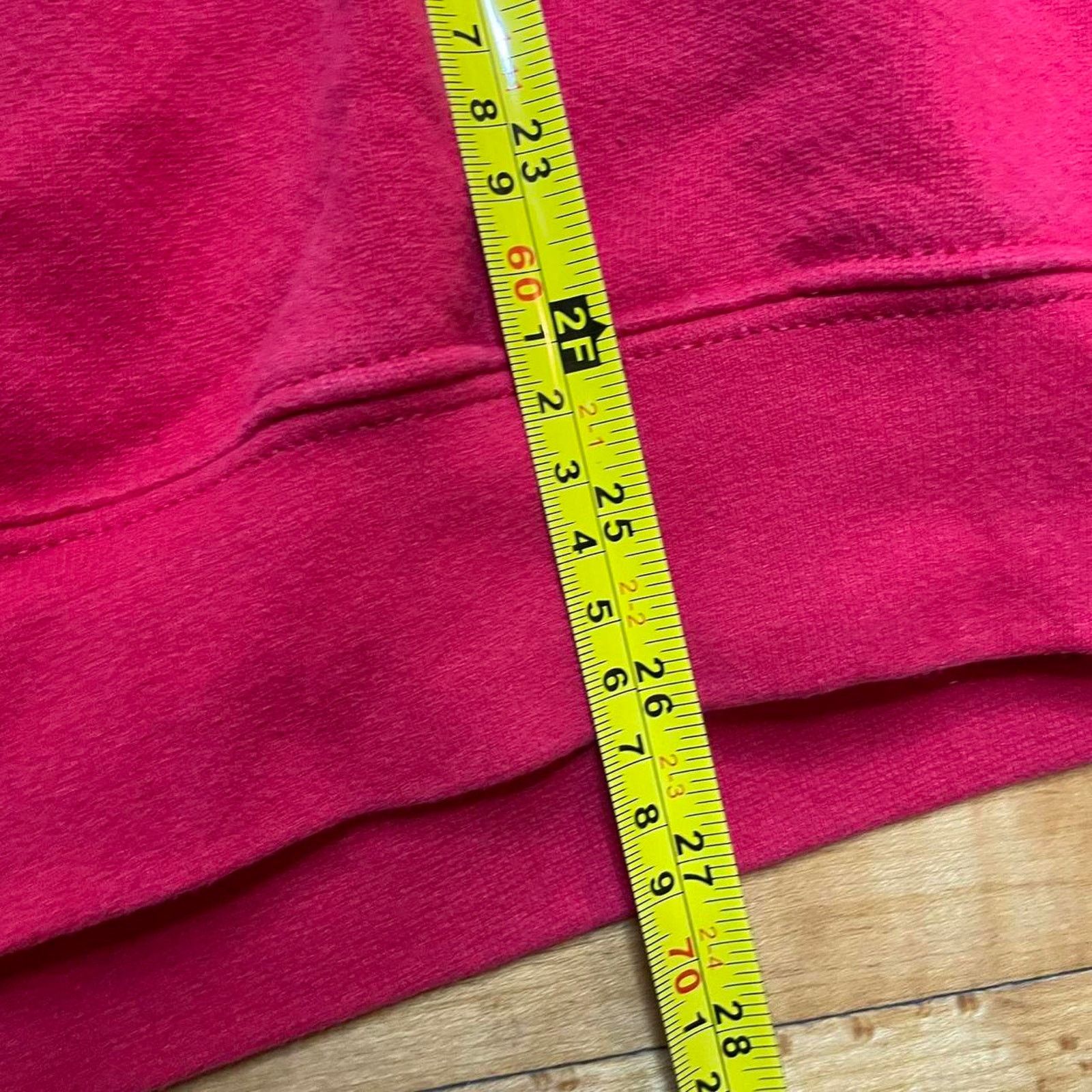 Disney 90s Mickey Mouse Disney World red crewneck sweatshirt size L Size US L / EU 52-54 / 3 - 5 Thumbnail