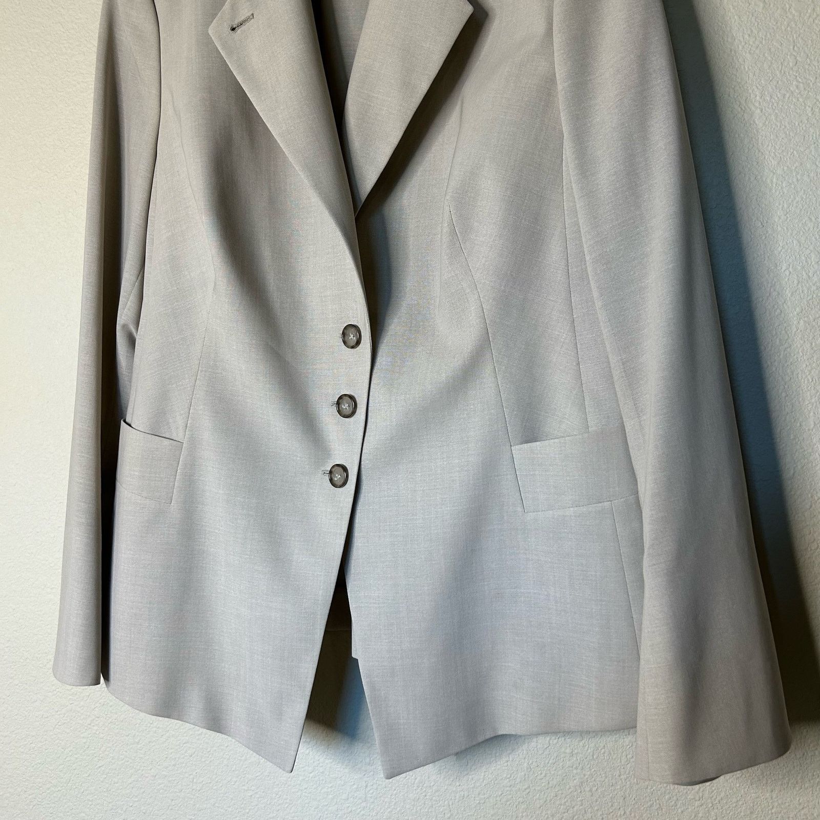 Akris Blazer 100% Wool 100% Viscose Lining Cream Size 14