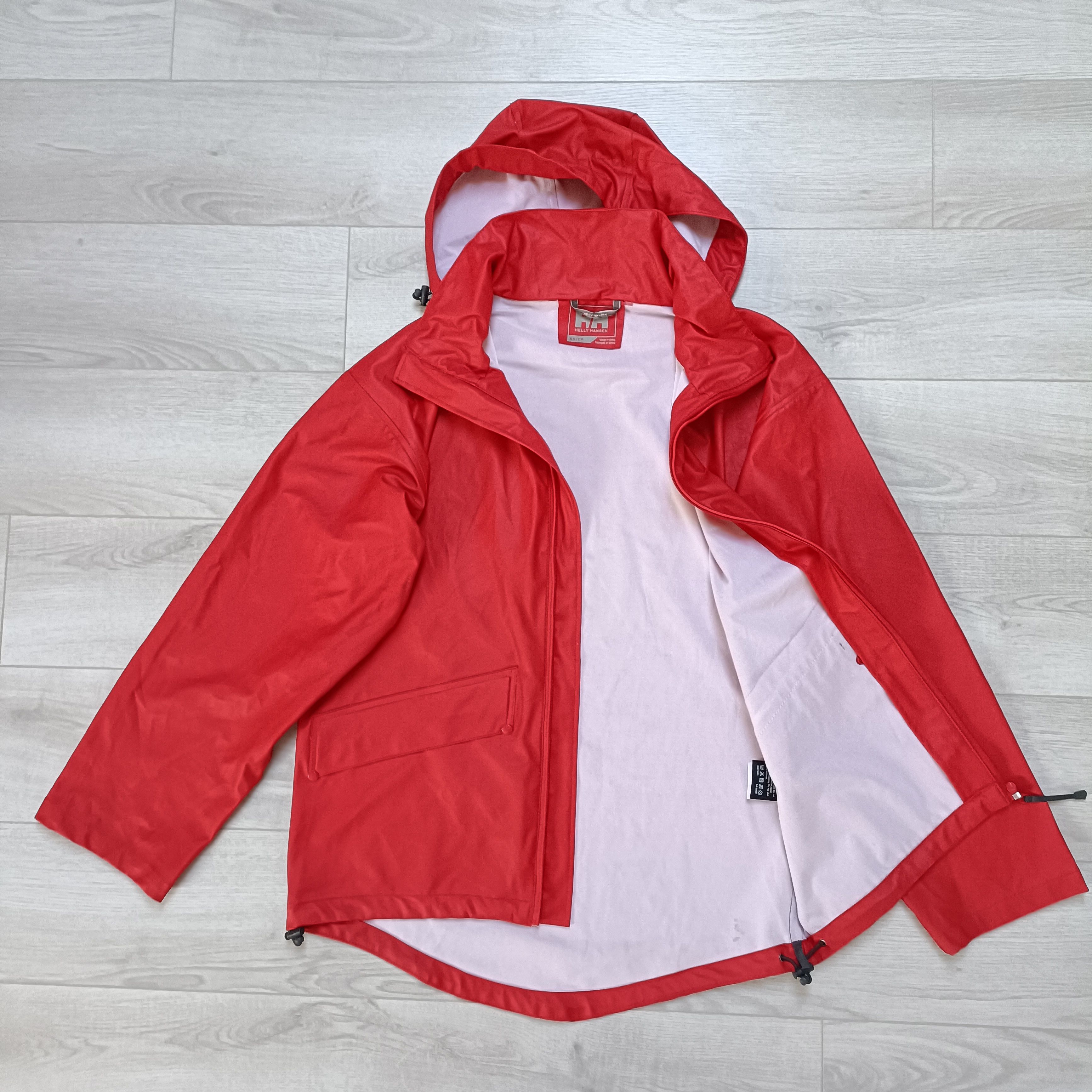 Helly Hansen Men's Red Rainwear Hooded Jacket ! Size US XS / EU 42 / 0 - 2 Thumbnail