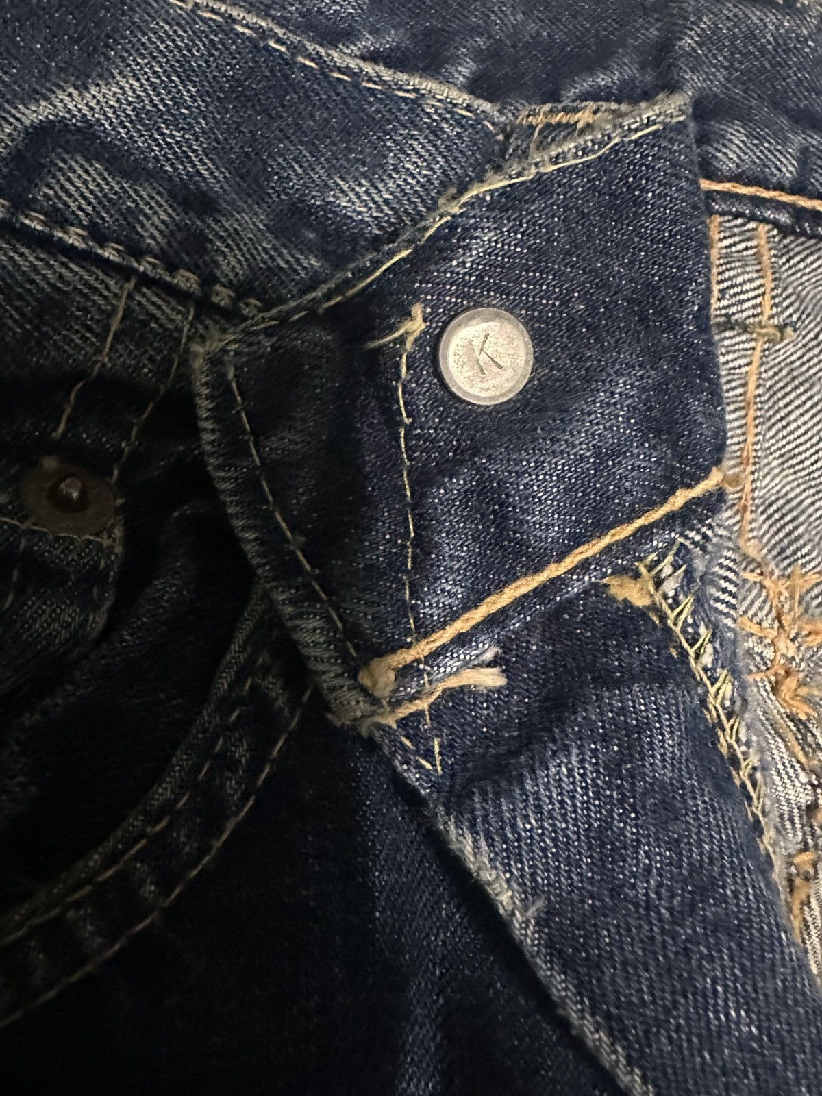 Vintage 🔥TRUE VINTAGE 60s LEVIS CAPITAL E SELVEDGE BUTTON “K”🔥 Size US 28 / EU 44 - 20 Thumbnail