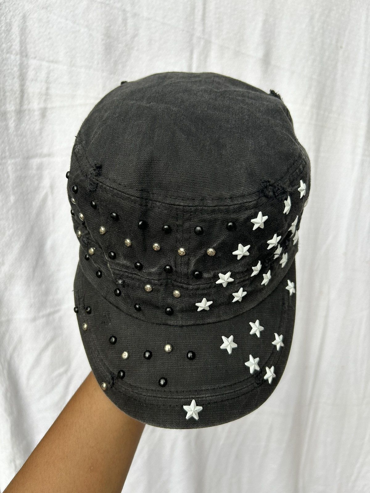 If Six Was Nine × Japanese Brand × Le Grande Bleu (L.G.B.) Commando Distressed Studded Stars Hats Size ONE SIZE - 4 Thumbnail