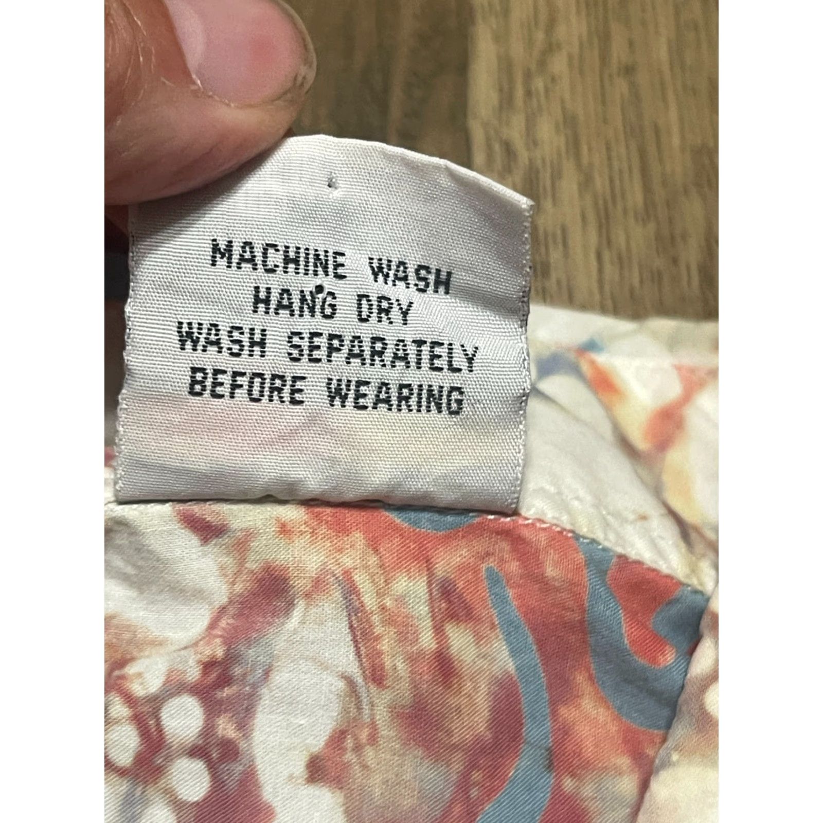 Vintage VINTAGE Rum Raggae Shirt? Men's 2XL? Red Blue White Floral Hawaiian Button Up Shirt Size US XXL / EU 58 / 5 - 6 Thumbnail