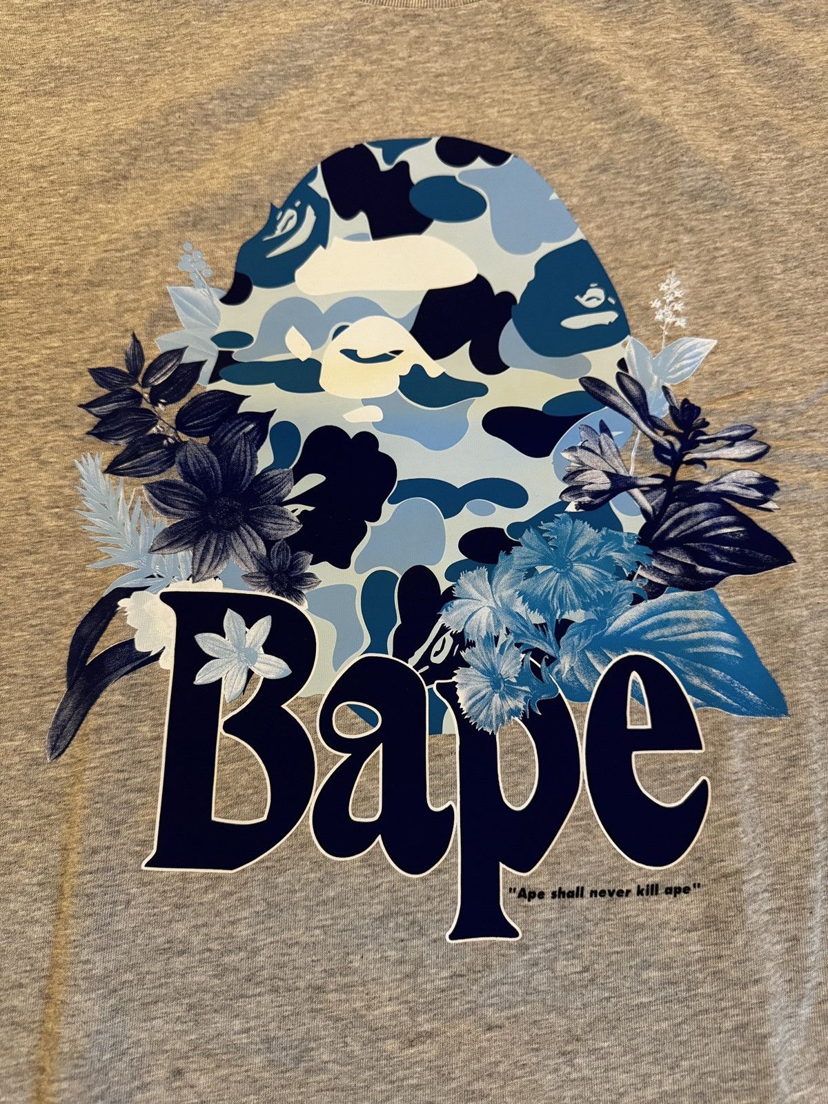 Bape BAPE FLORA BIG APE HEAD 2Xl RELAXED FIT TEE Size US XXL / EU 58 / 5 - 3 Thumbnail