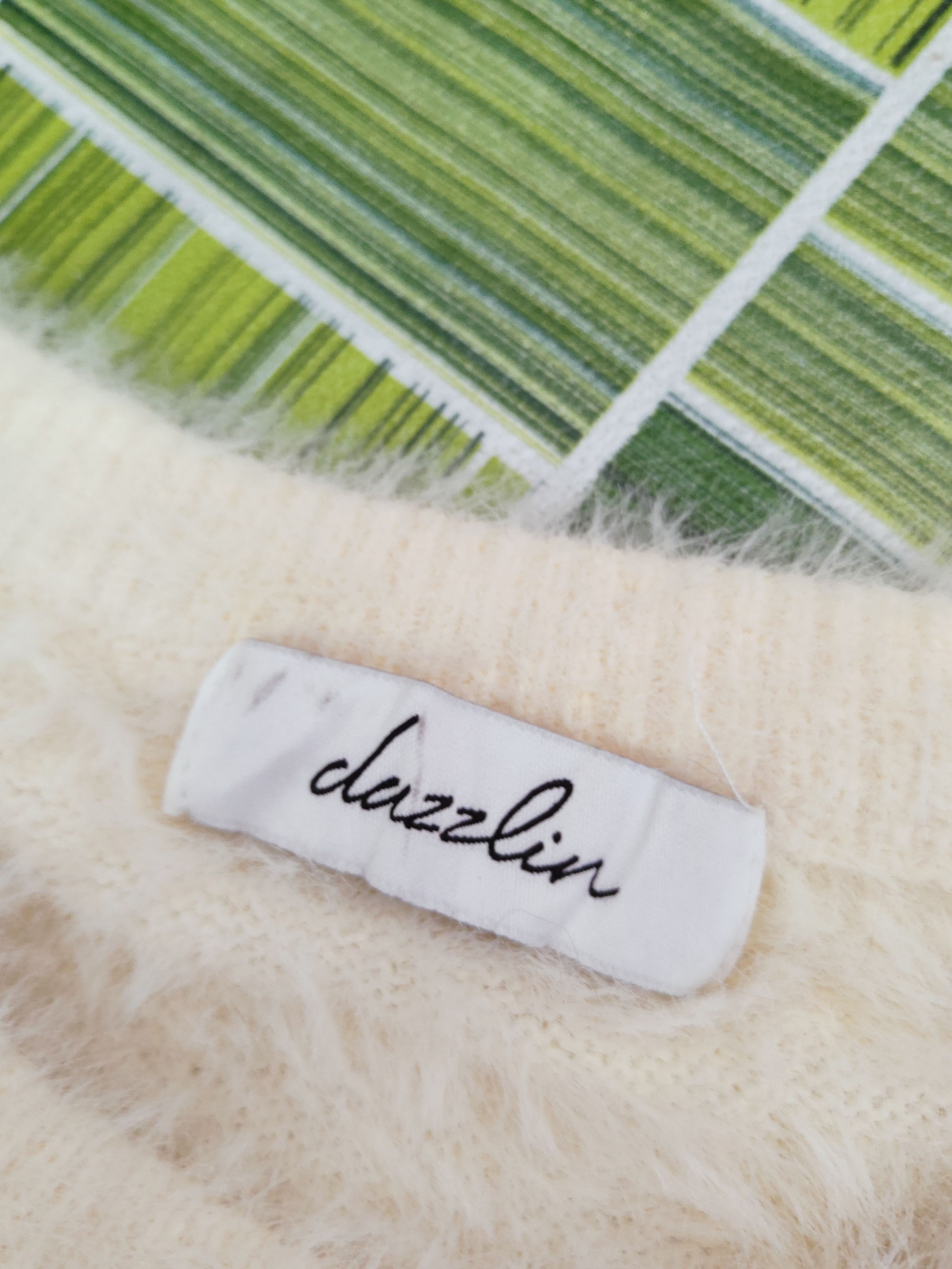 Japanese Brand × Vintage Artists Dazzlin Cream Fur Mohair Knitwear Size S / US 4 / IT 40 - 12 Thumbnail