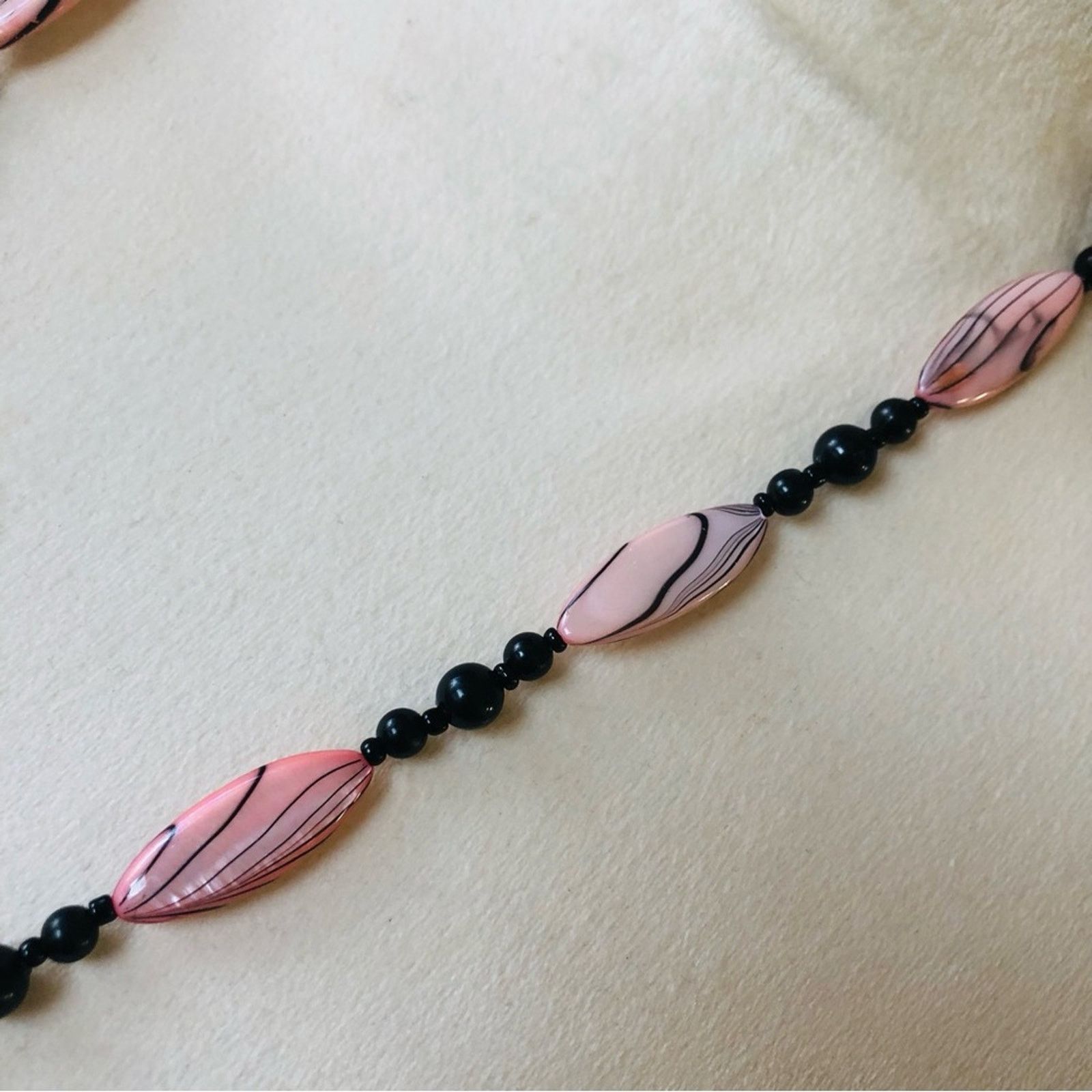 Handmade Handcrafted repurpose natural shell beaded pendant necklace Size ONE SIZE - 11 Thumbnail