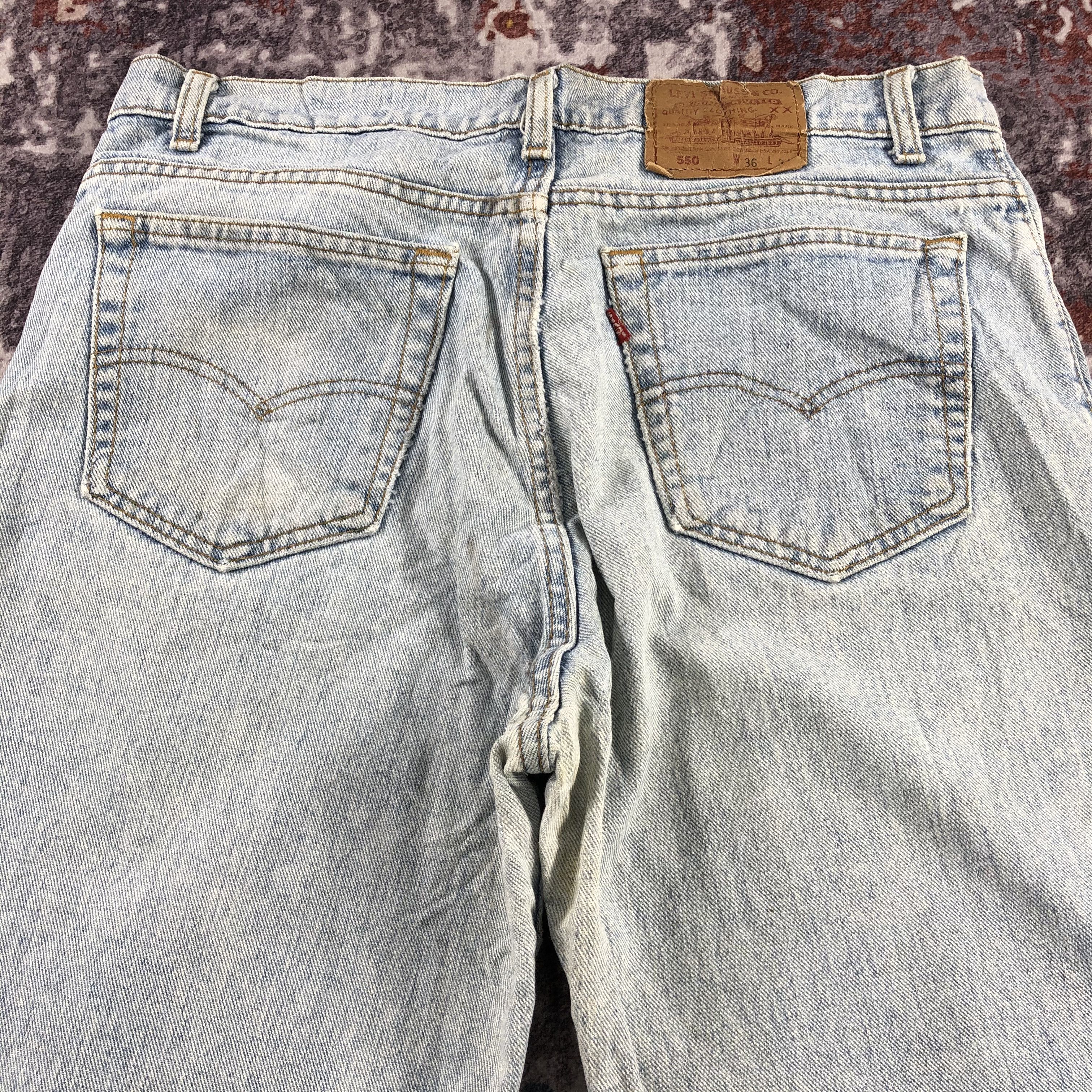 Levi's × Vintage Vintage 90s Blue Wash Levis 550 Jeans-JM2991 Size US 35 - 5 Thumbnail