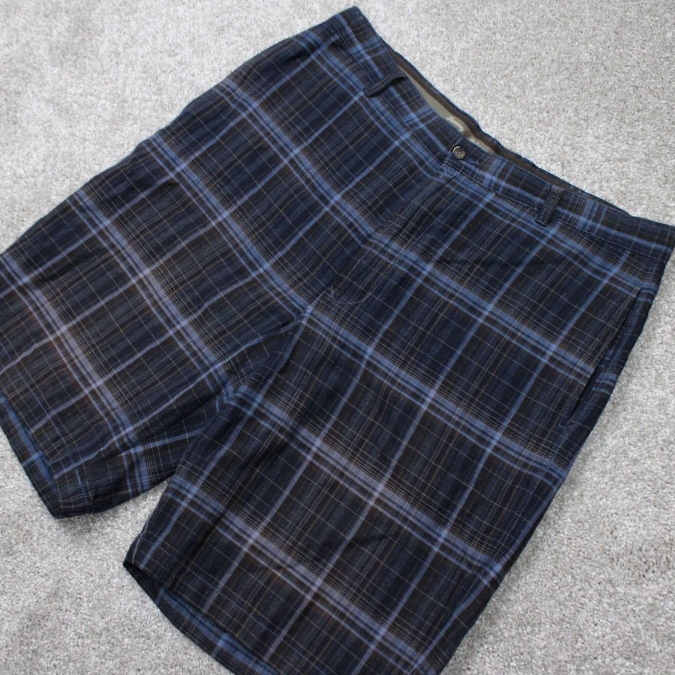 Tommy Bahama Tommy Bahama Shorts Mens 38 Black/Blue Linen/Silk Bermuda Flat Front 11" Casual Travel Beach Colorful Pattern Plaid G Mens Size US 38 / EU 54 - 3 Thumbnail
