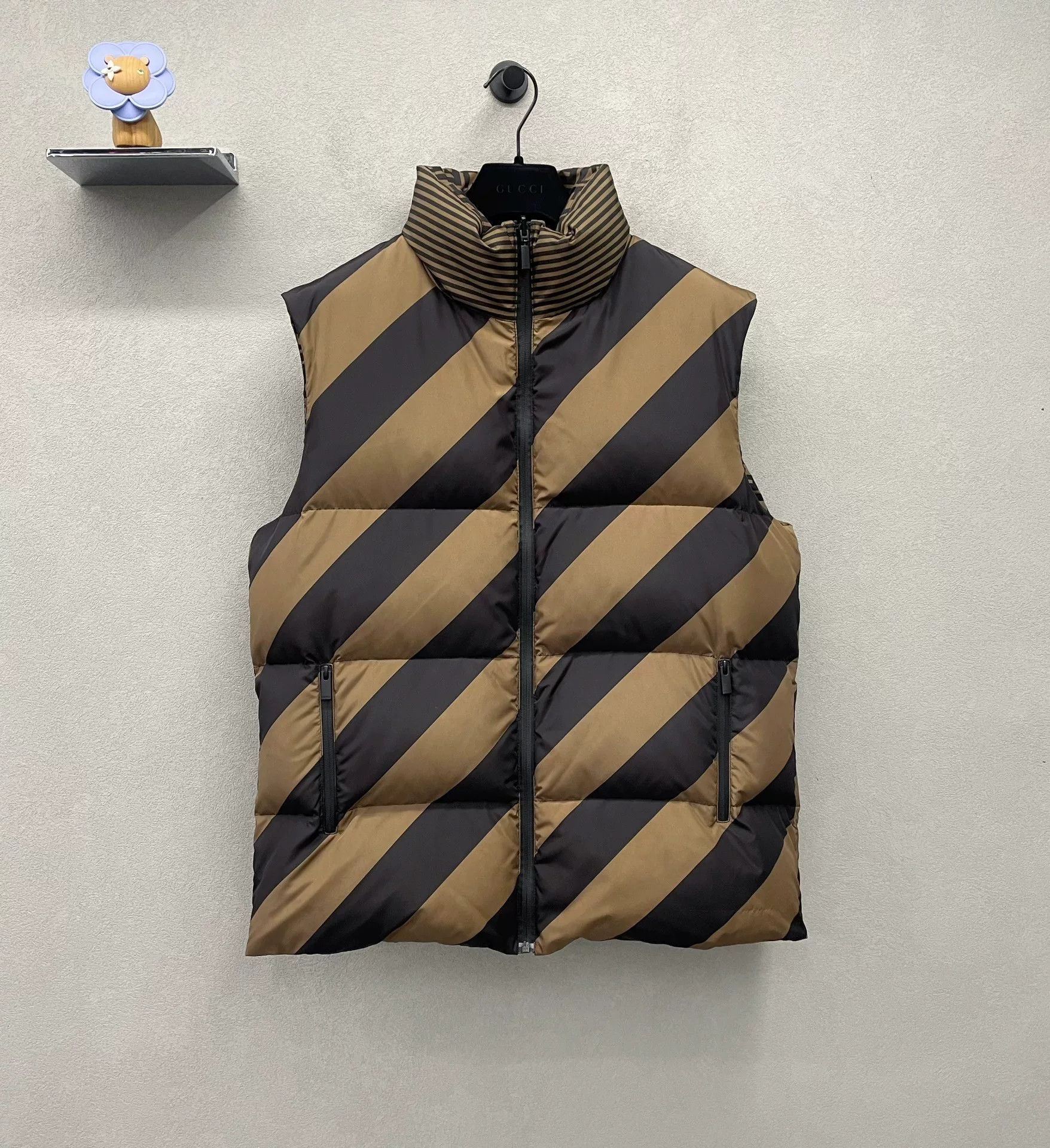 Fendi Fendi Classic Logo Reversible Vest Size US L / EU 52-54 / 3 - 1 Thumbnail