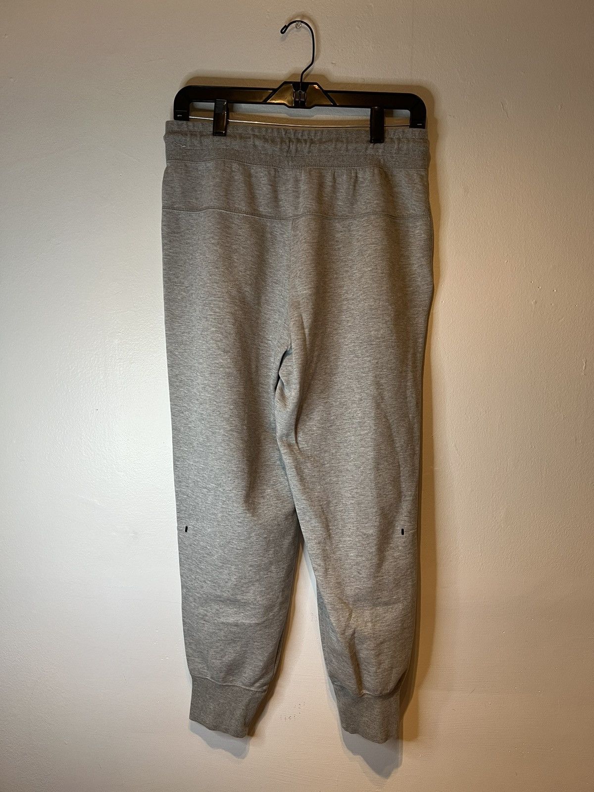 Nike Nike Tech Fleece Sweatpants Men Medium Gray Cuffed Jogger Size US 40 / EU 56 - 5 Thumbnail