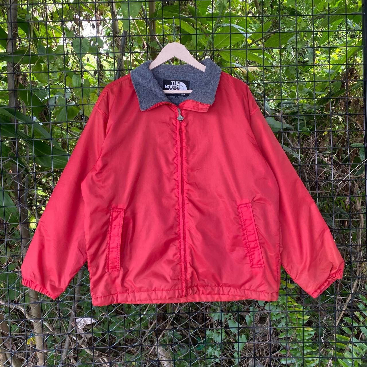 The North Face Vintage The North Face Light Jacket Size US M / EU 48-50 / 2 - 1 Thumbnail