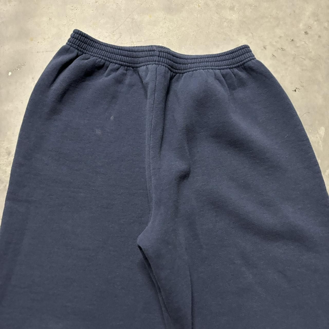 Japanese Brand × Vintage Crazy Vintage 90s Navy Blue Essential Sweatpants! Size US 30 / EU 46 - 4 Thumbnail