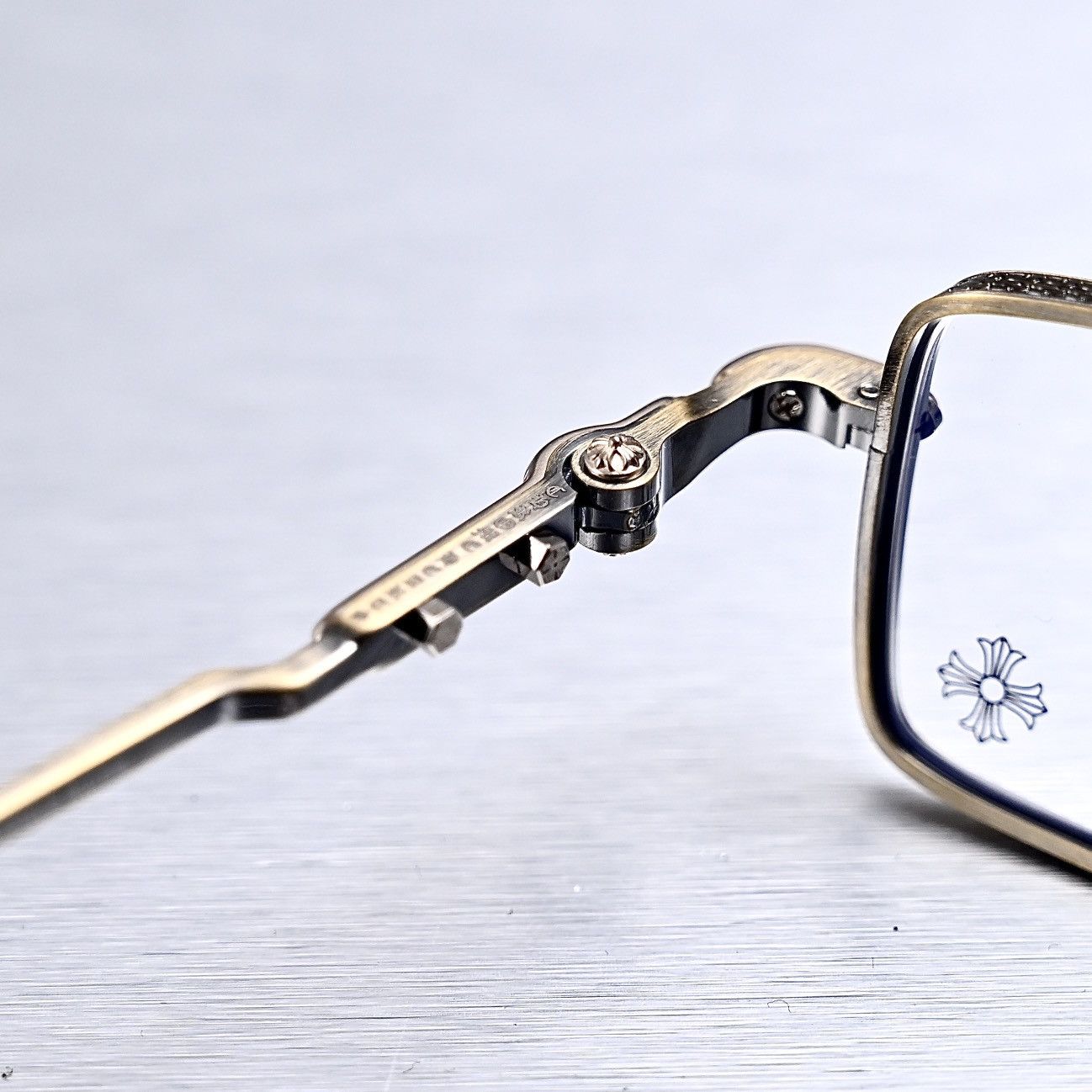 Chrome Hearts CHROME HEARTS BUCKLE RIDER GLASSES Size ONE SIZE - 5 Thumbnail