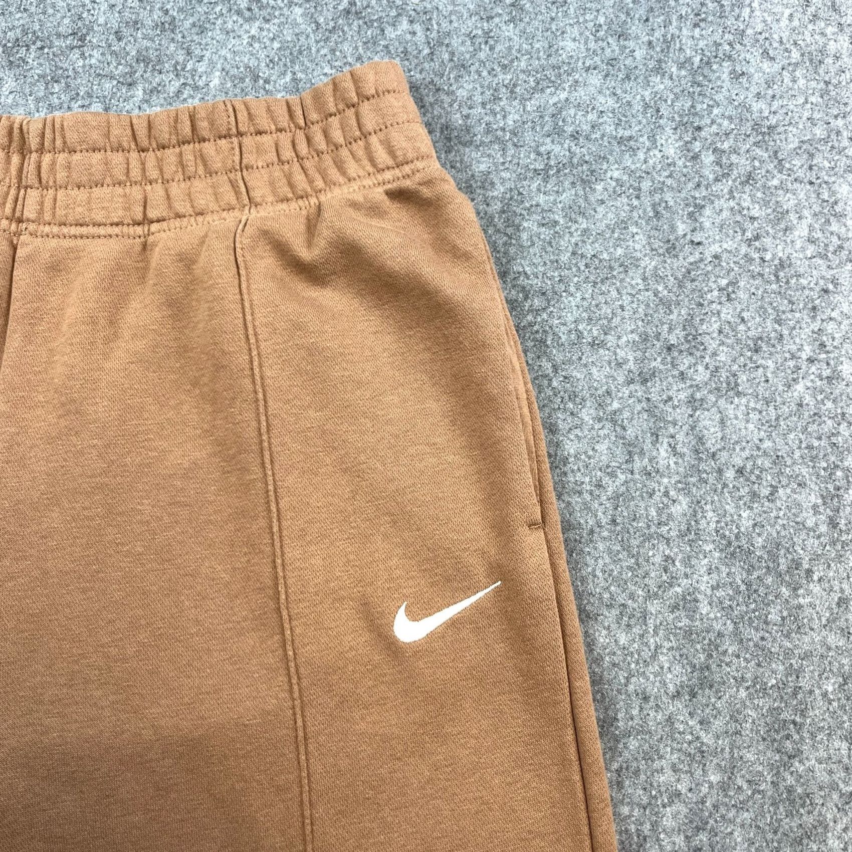 Nike Nike Mens Joggers Sweatpants Slim Fit Brown Trousers Casual Pockets Size S - White Background? Size US 29 - 7 Thumbnail