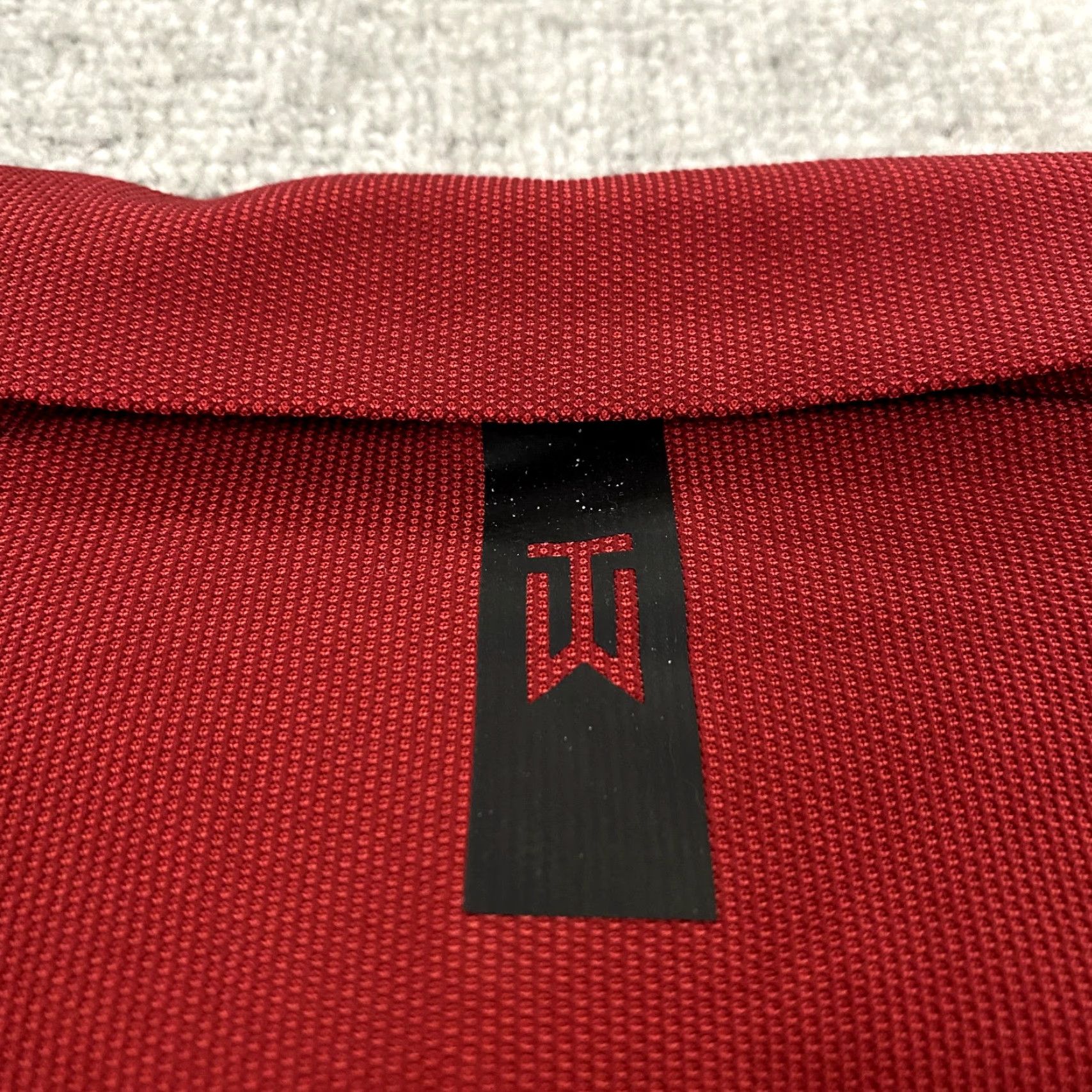 Nike VINTAGE NIKE Tiger Woods Polo Mens Large Sunday Red Snap Collar Dri-Fit ADV Golf Shirt Size US L / EU 52-54 / 3 - 3 Thumbnail