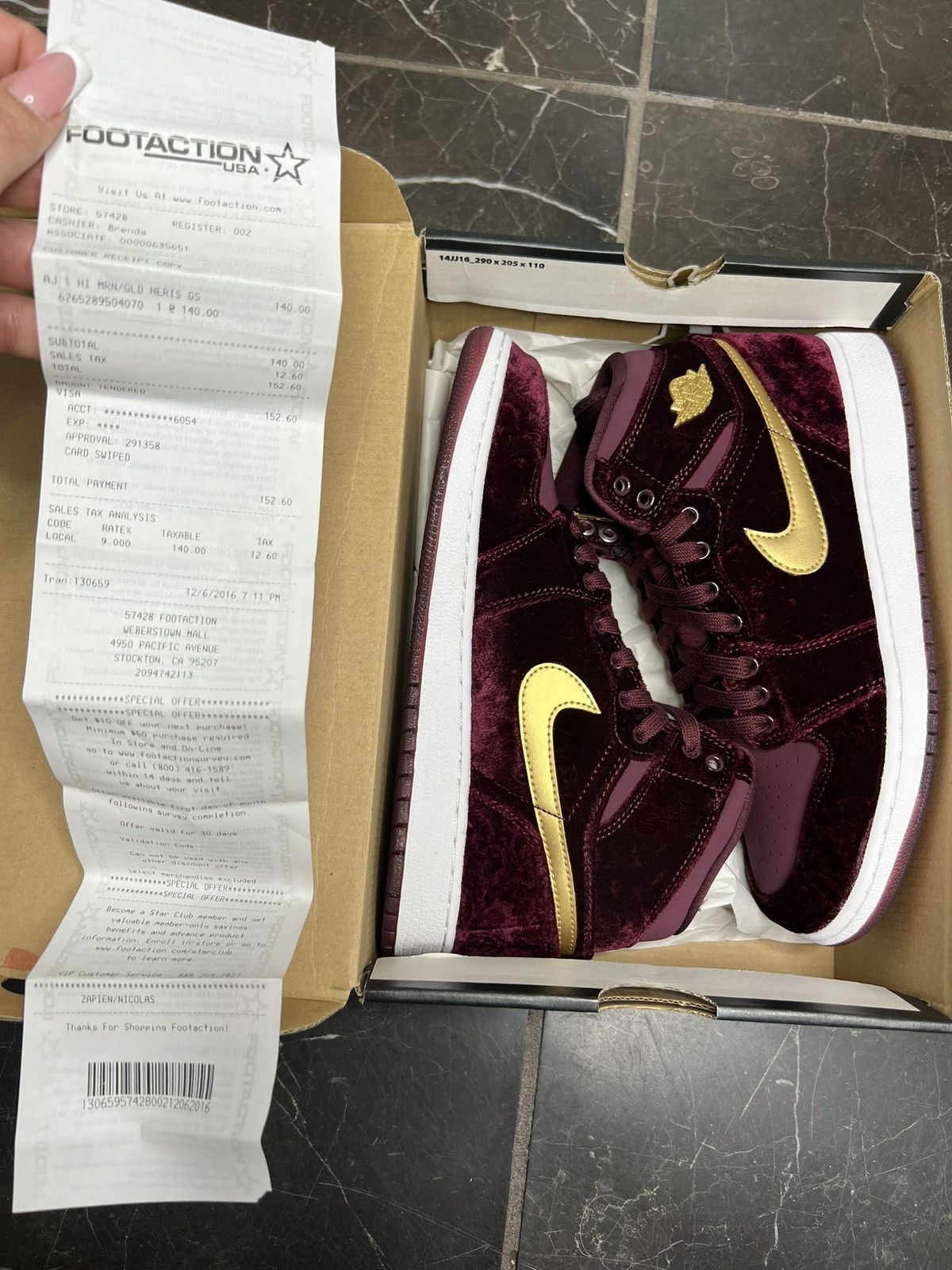 Jordan Brand Jordan Heiress Night Maroon 1s (2016) DS GS 7Y! Size US 7 / EU 40 - 10 Thumbnail