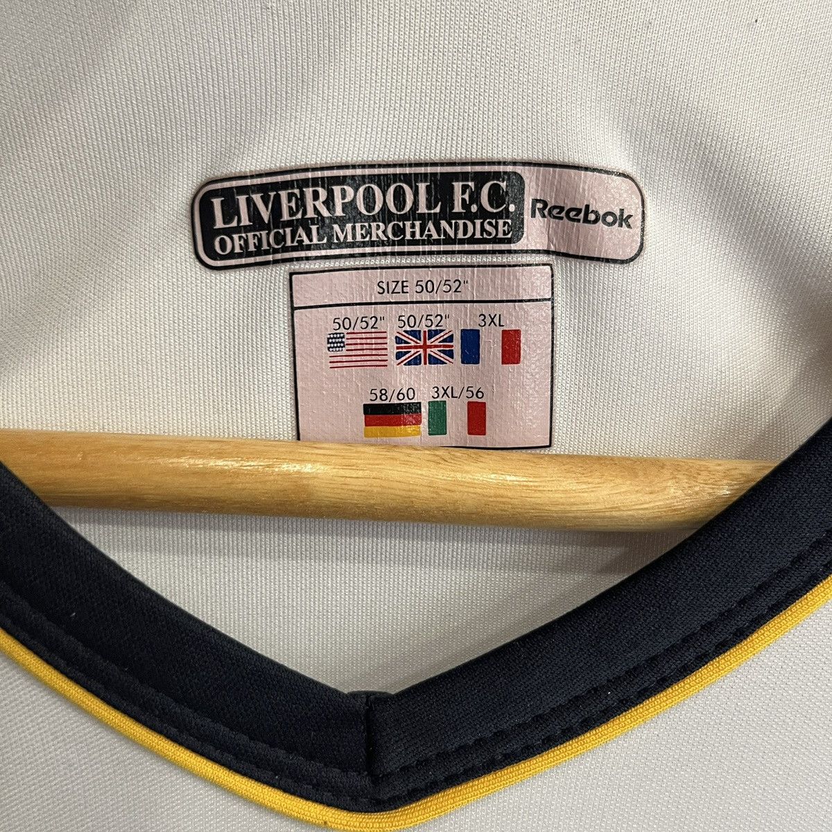 Reebok Vintage Liverpool 2001-02 Away Reebok Football Jersey Shirt Size US XXL / EU 58 / 5 - 8 Thumbnail